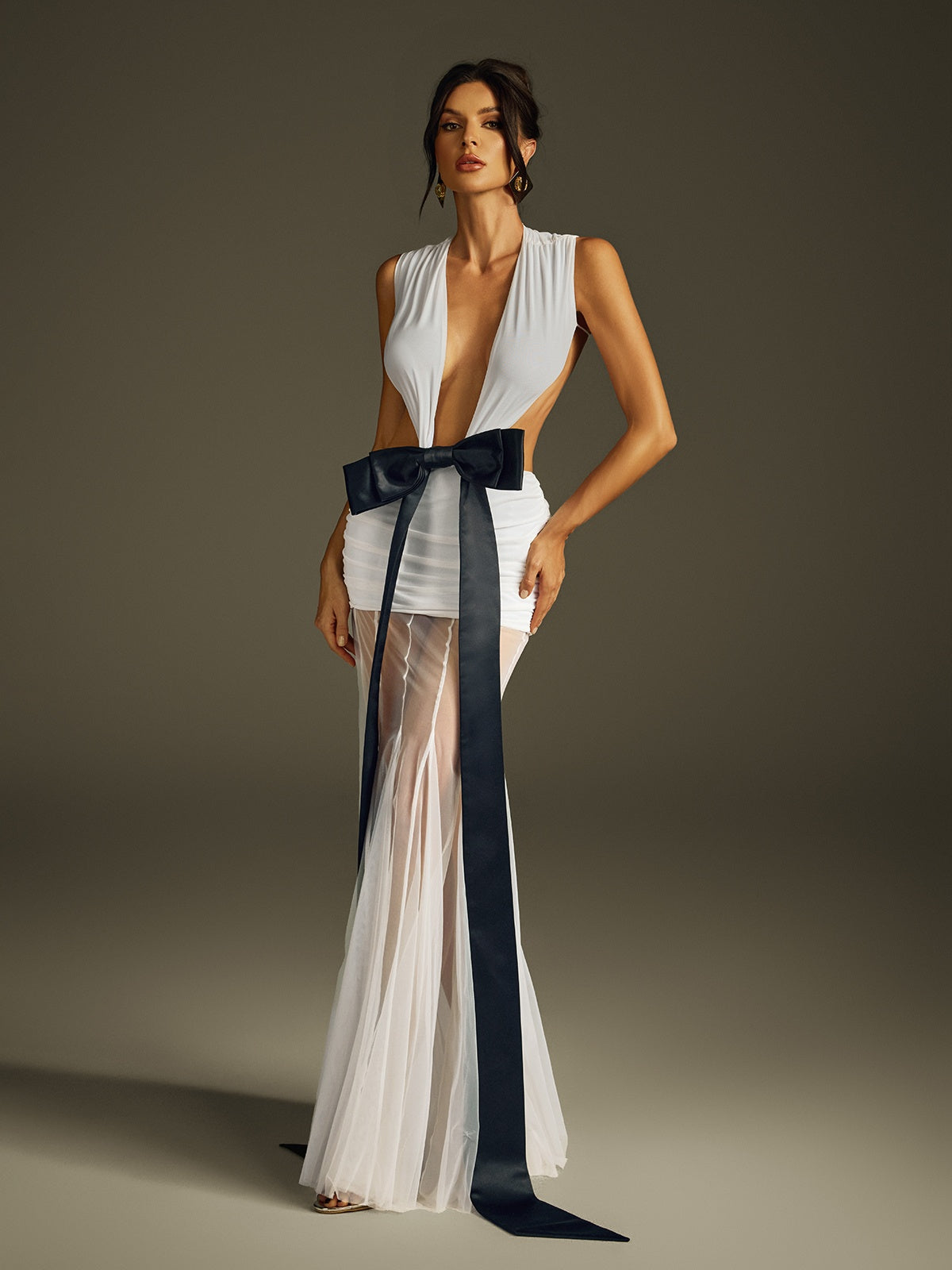 Rosstef Iyron Sleeveless Bow Mesh Maxi Dress