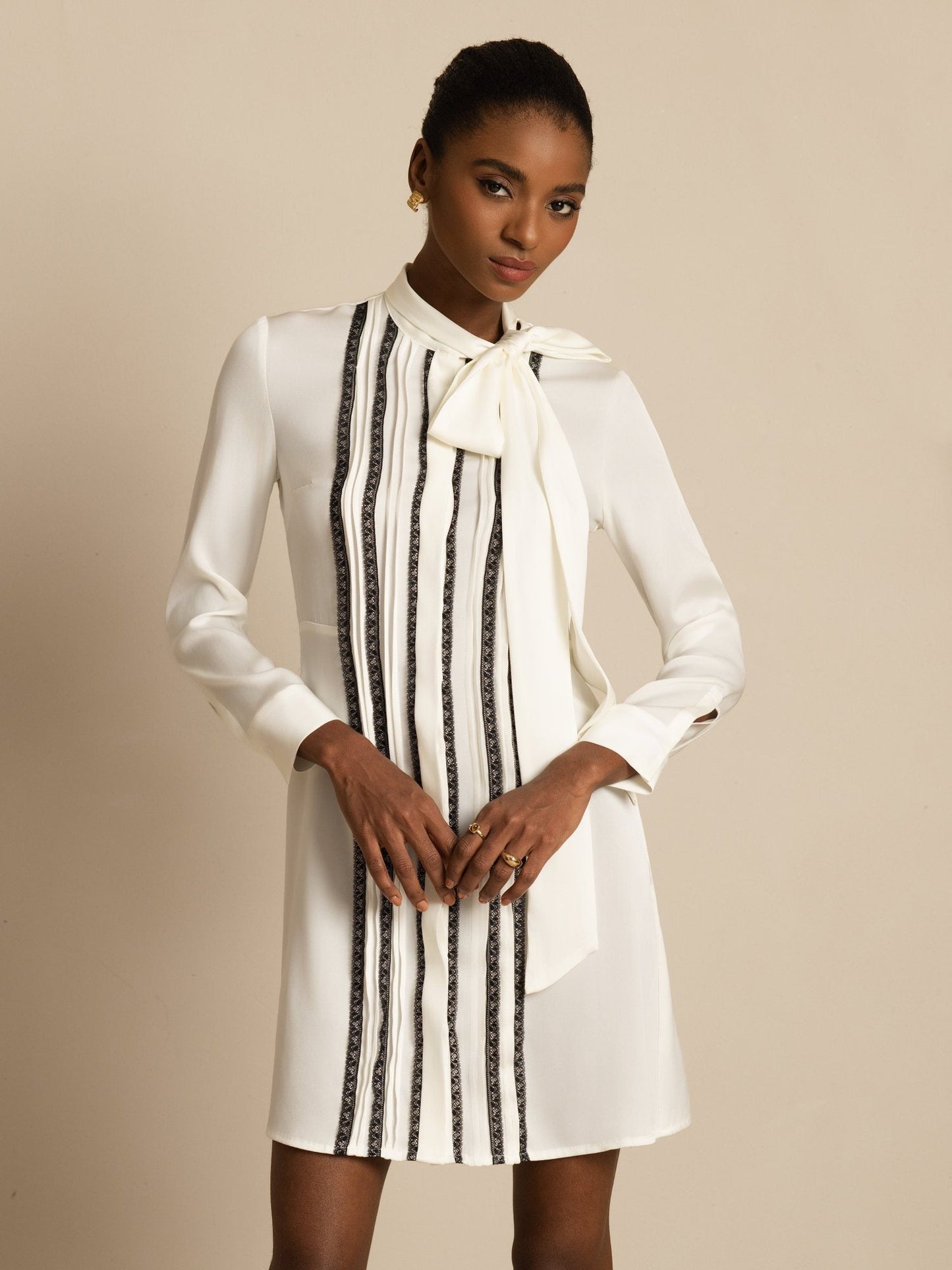 Rosstef 19Momme Stretch Silk Tie-Neck Short Shirt Dress