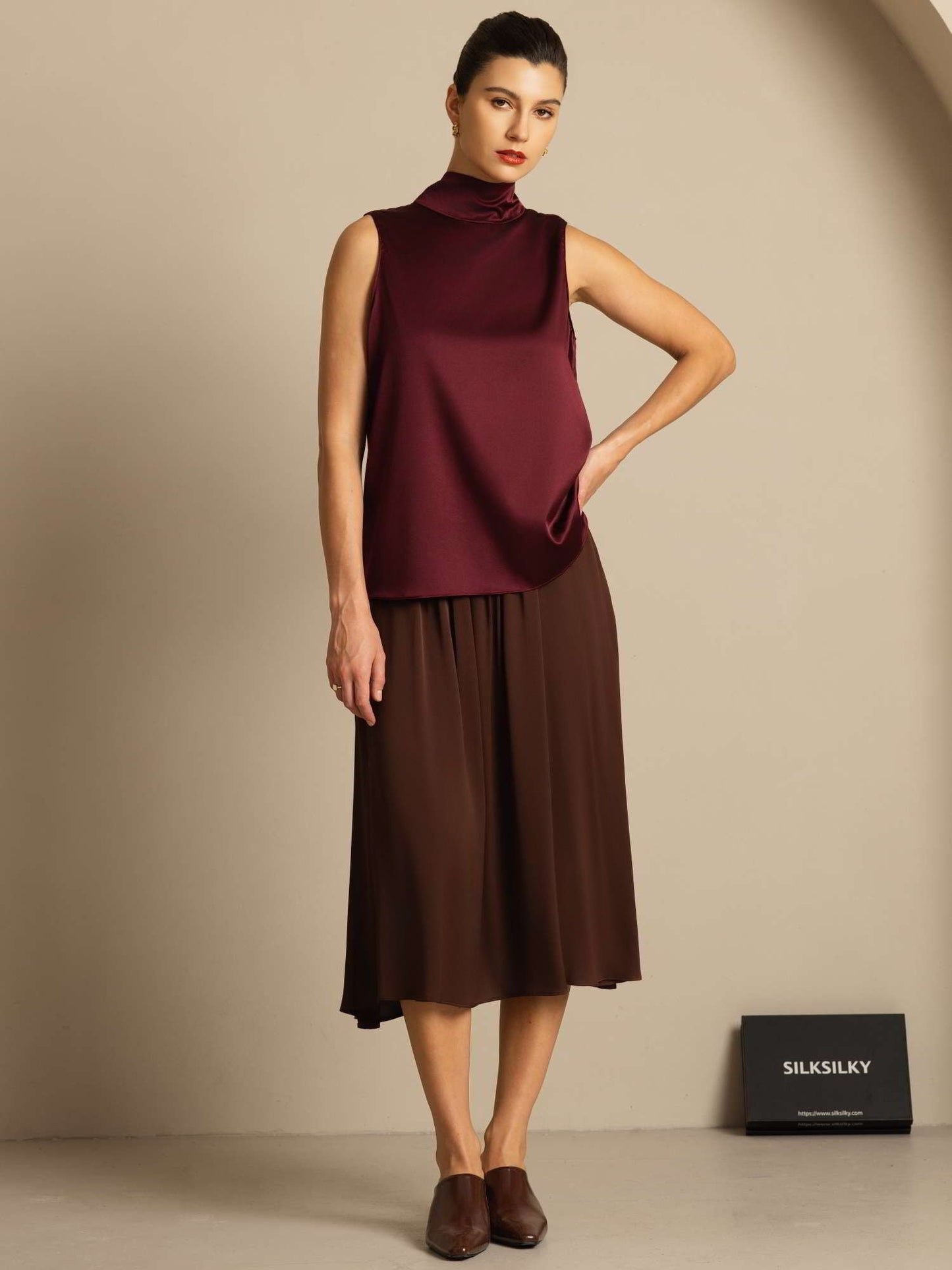 Rosstef 19Momme Silk Sleeveless Tie Neck Blouse - Güçlü ve Elegan Tişört