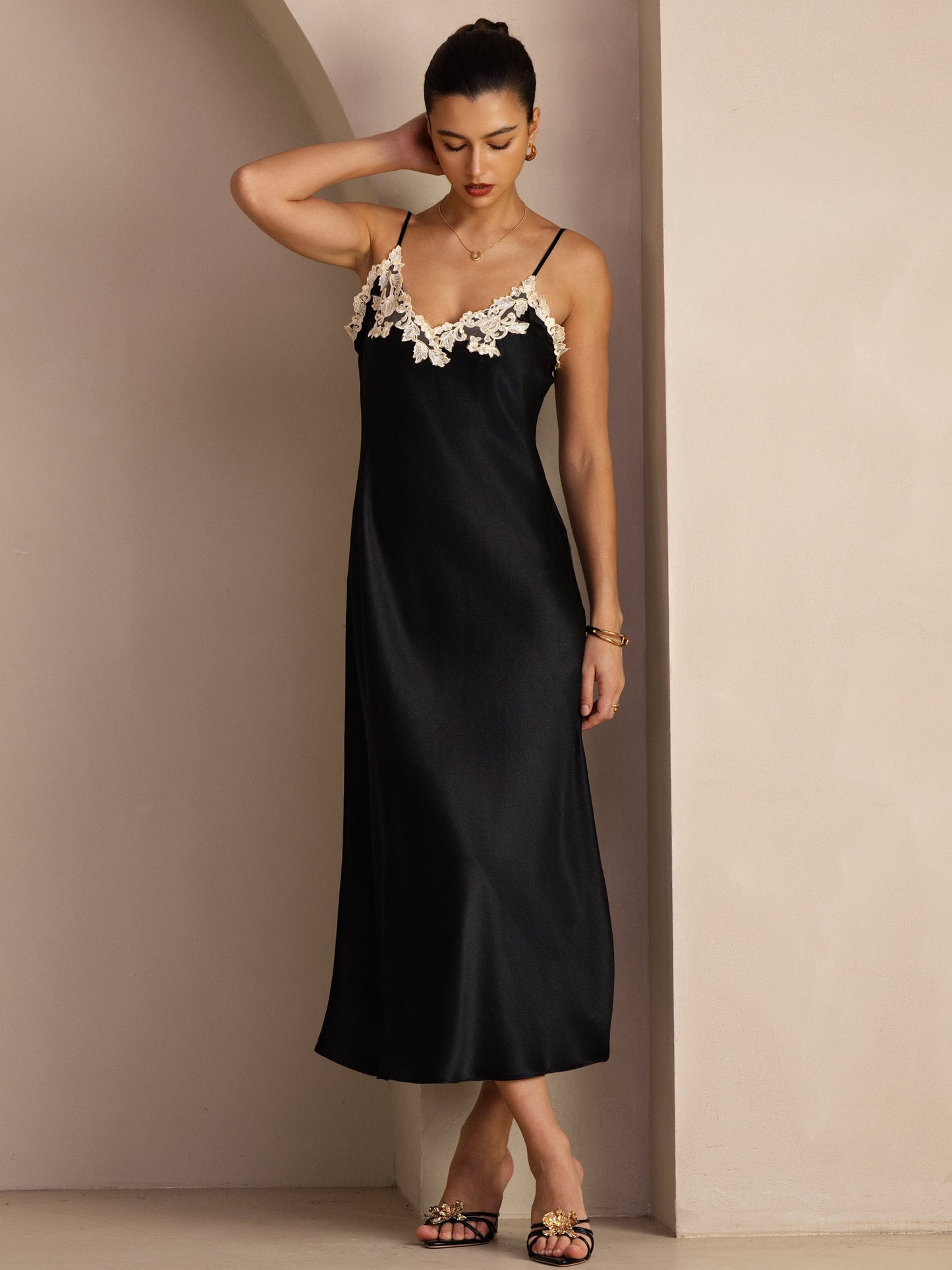 Rosstef Mulberry Silk V Neck Midi Dress with Lace