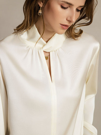 Rosstef 19Momme Silk Keyhole Neck Blouse with Pearl Buttons