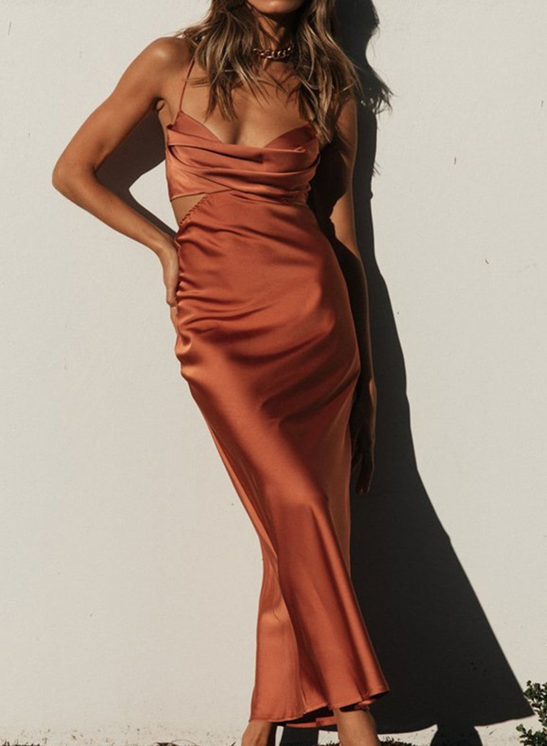 Saten Sırtı Açık Slip Midi Elbise ®