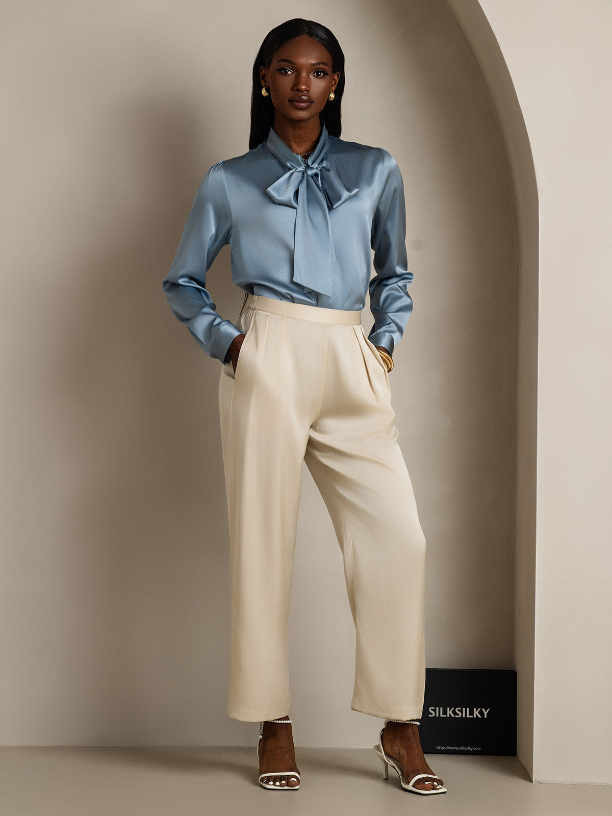 Rosstef 19Momme Silk Long Sleeve Tie Neck Blouse
