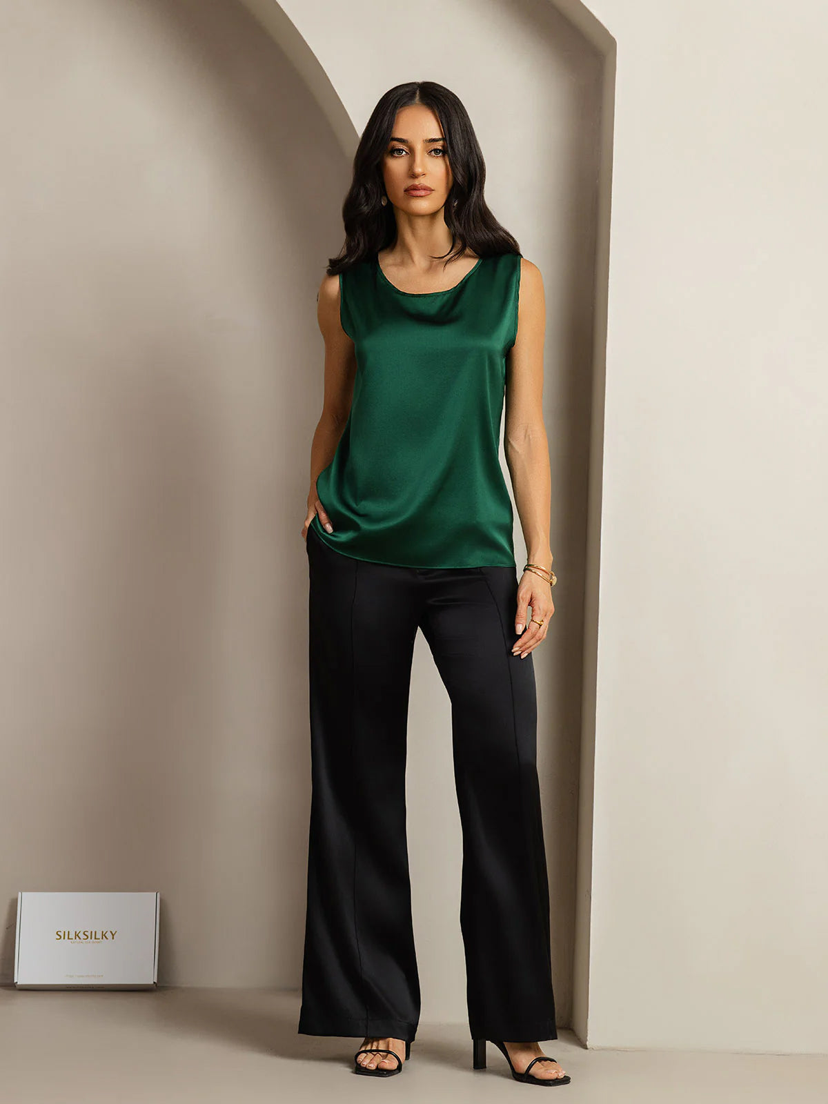 Rosstef 19Momme Silk Sleeveless Round Neck Women's Tank Top