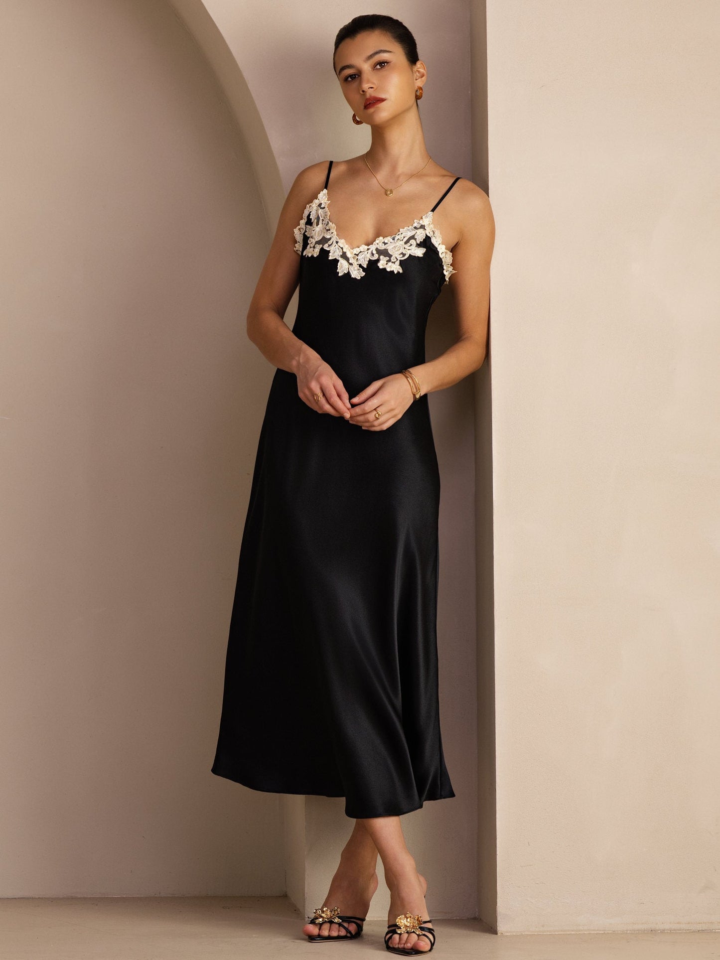 Rosstef Mulberry Silk V Neck Midi Dress with Lace
