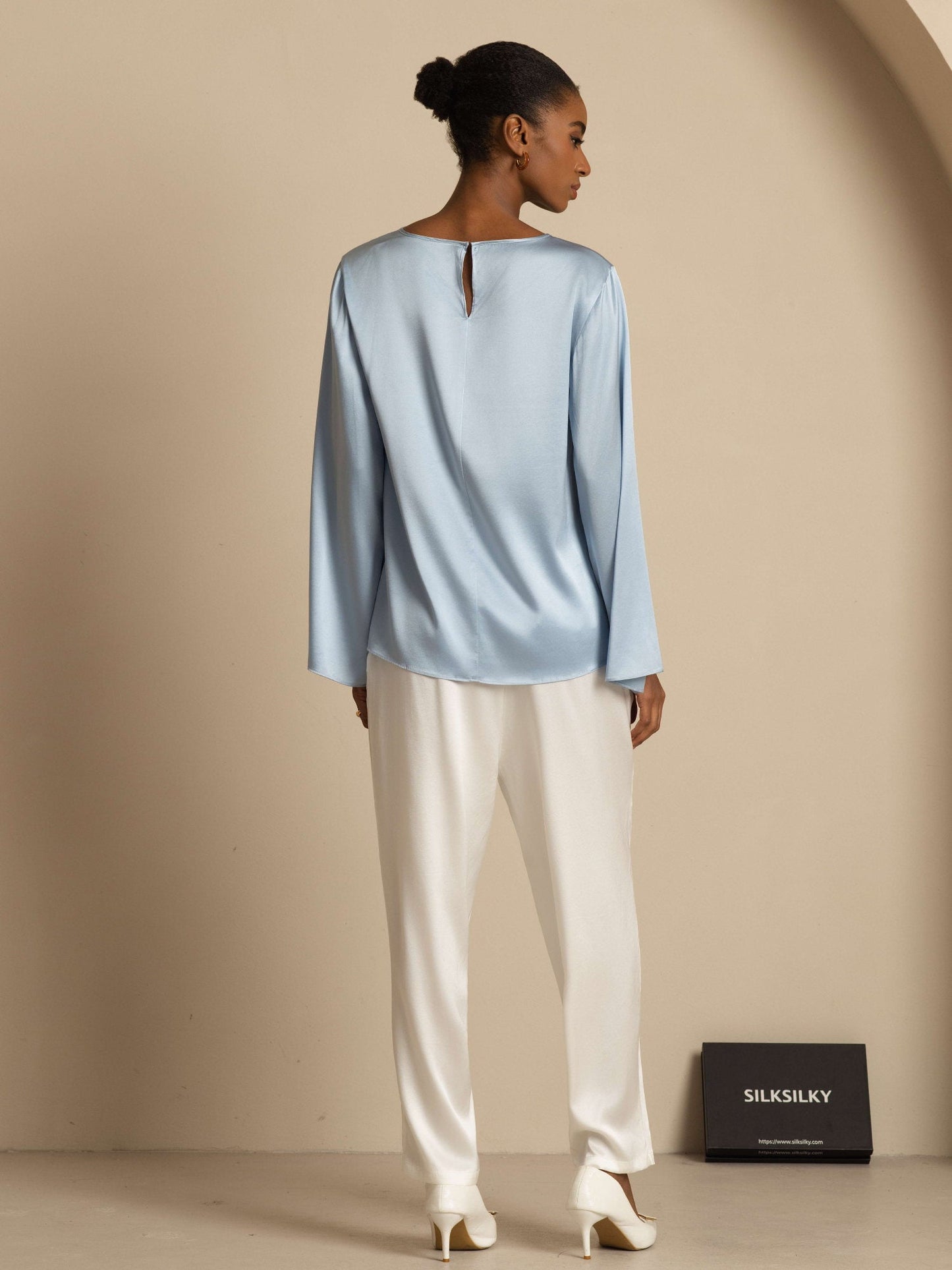 Rosstef 19Momme Silk Bell Sleeve Boat Neck Kadın Giyimi