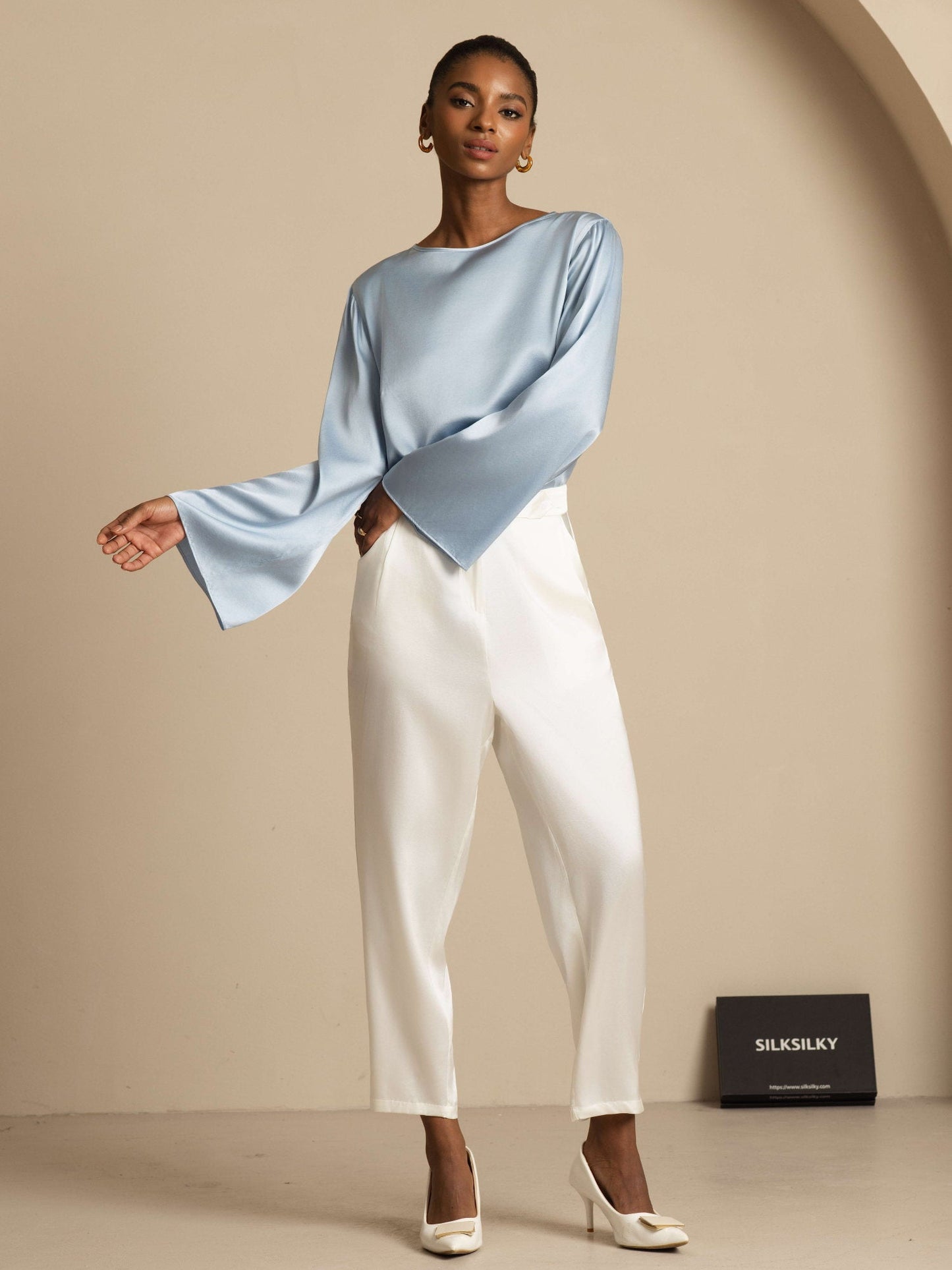 Rosstef 19Momme Silk Bell Sleeve Boat Neck Kadın Giyimi