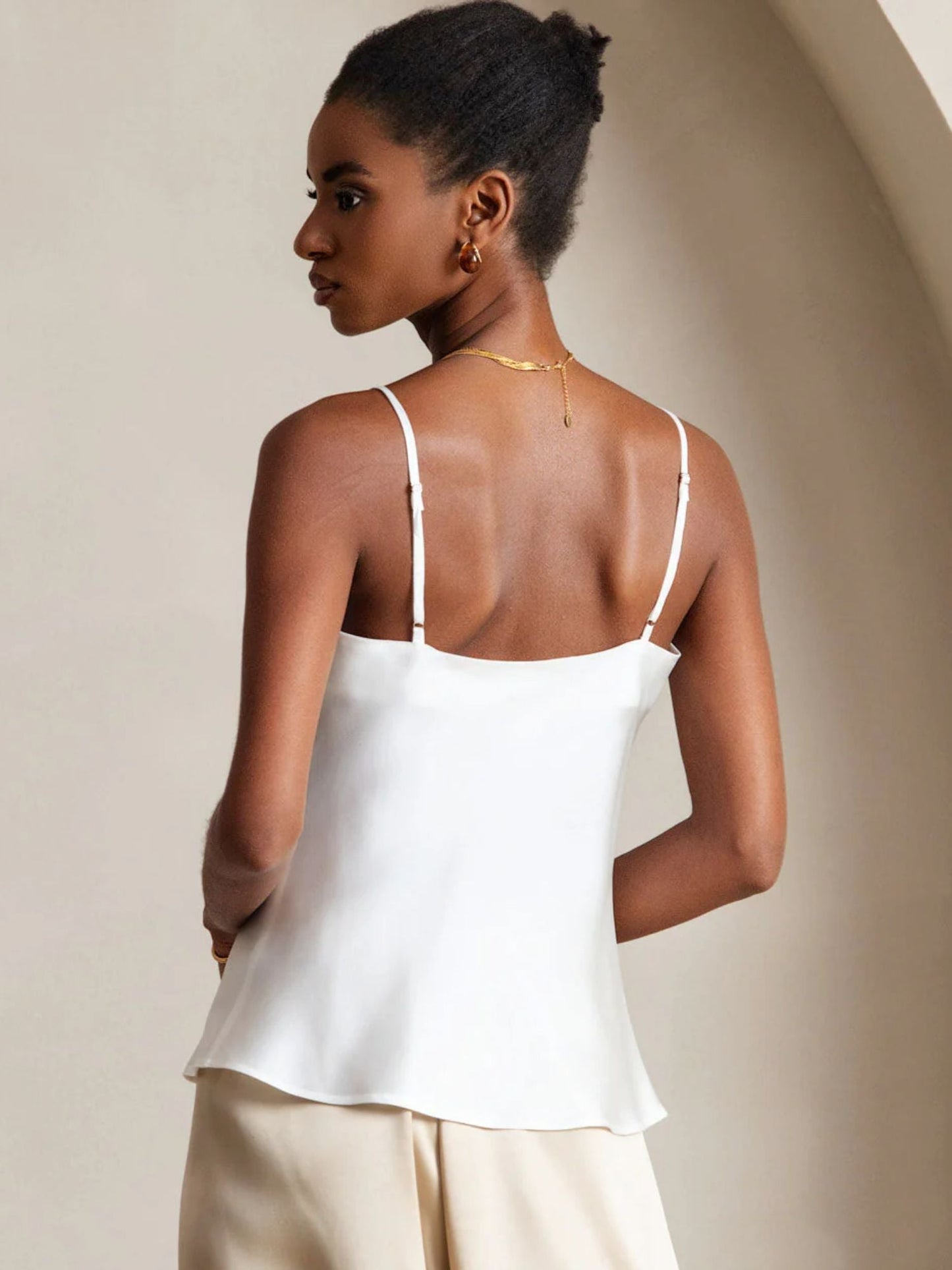 Rosstef 100% Mulberry Silk Spaghetti Strap V Neck Camisole Top