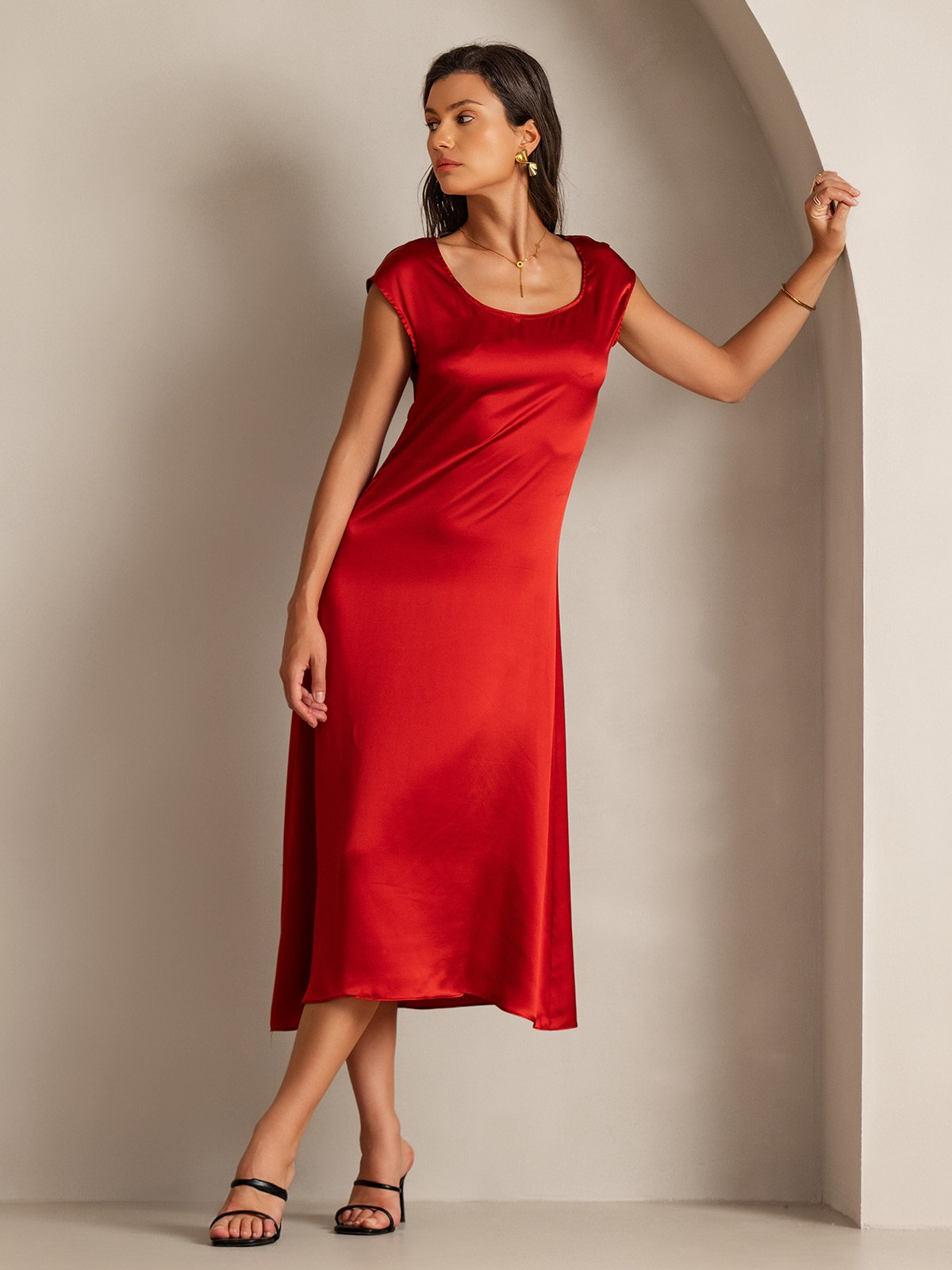 Rosstef 19Momme Silk Cap Sleeve Round Neck Midi Dress
