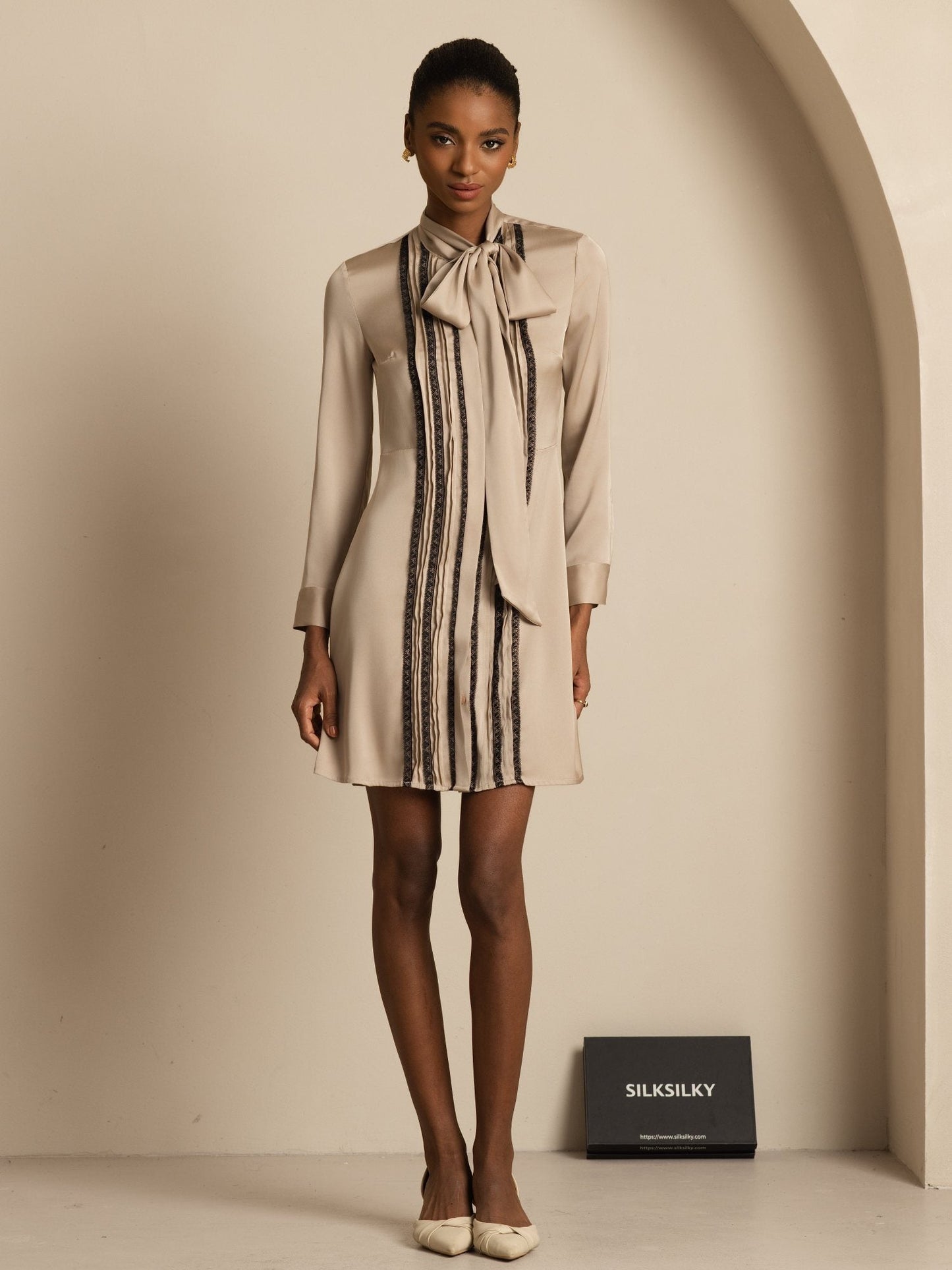 Rosstef 19Momme Stretch Silk Tie-Neck Short Shirt Dress