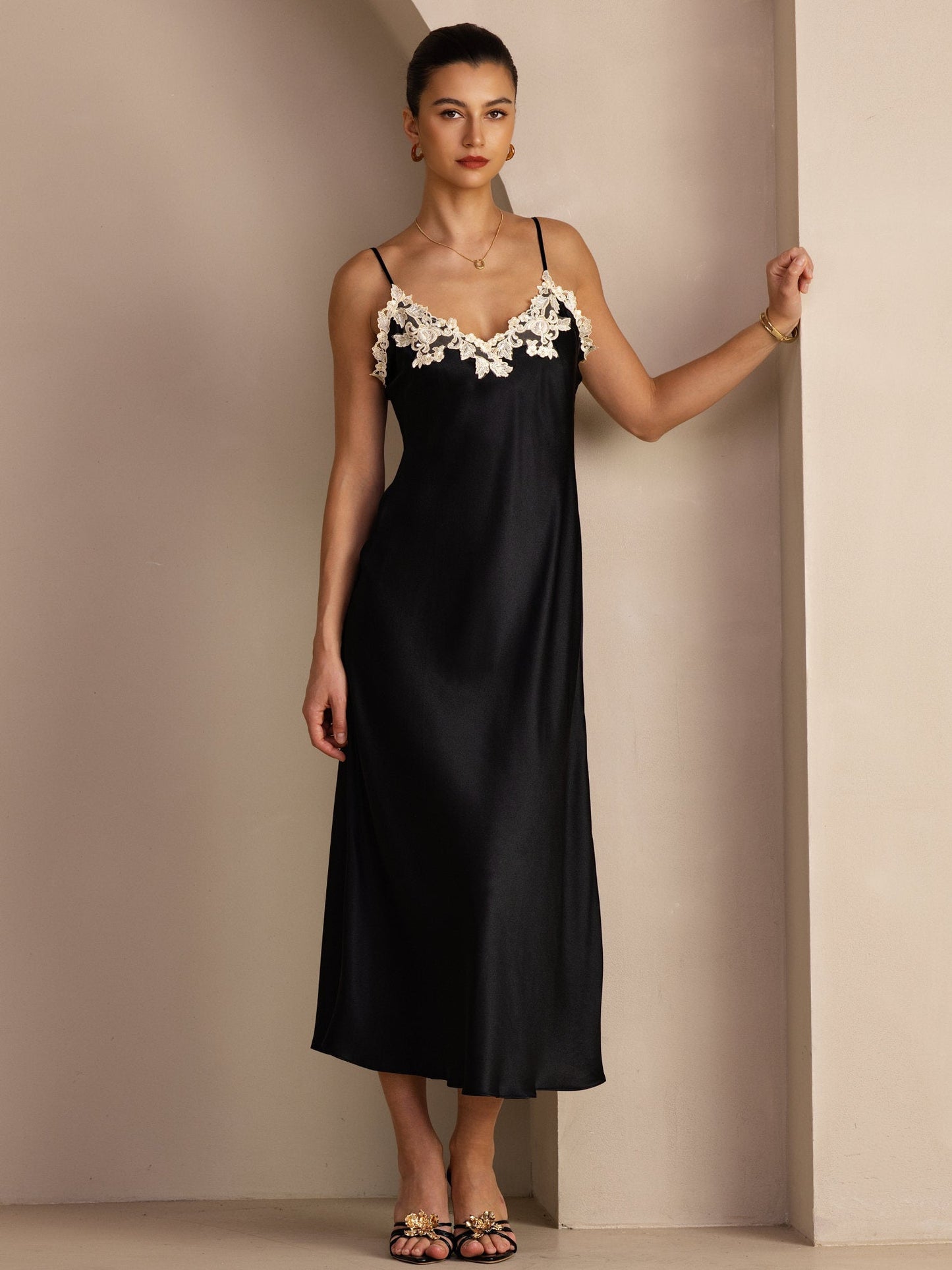 Rosstef Mulberry Silk V Neck Midi Dress with Lace