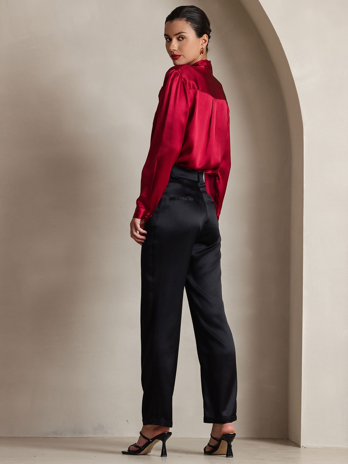 Rosstef 19Momme Silk Long Sleeve Tie Neck Blouse