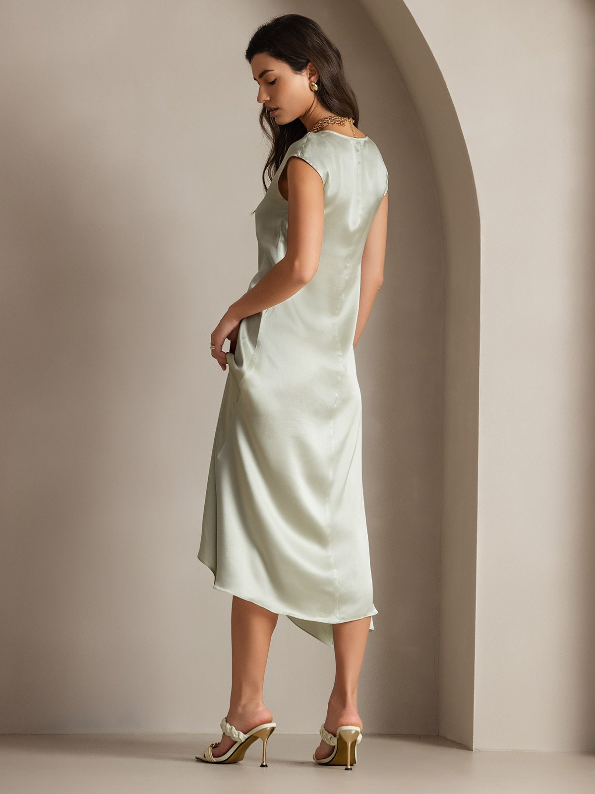 Rosstef 19Momme Silk Cap Sleeve Round Neck Midi Dress
