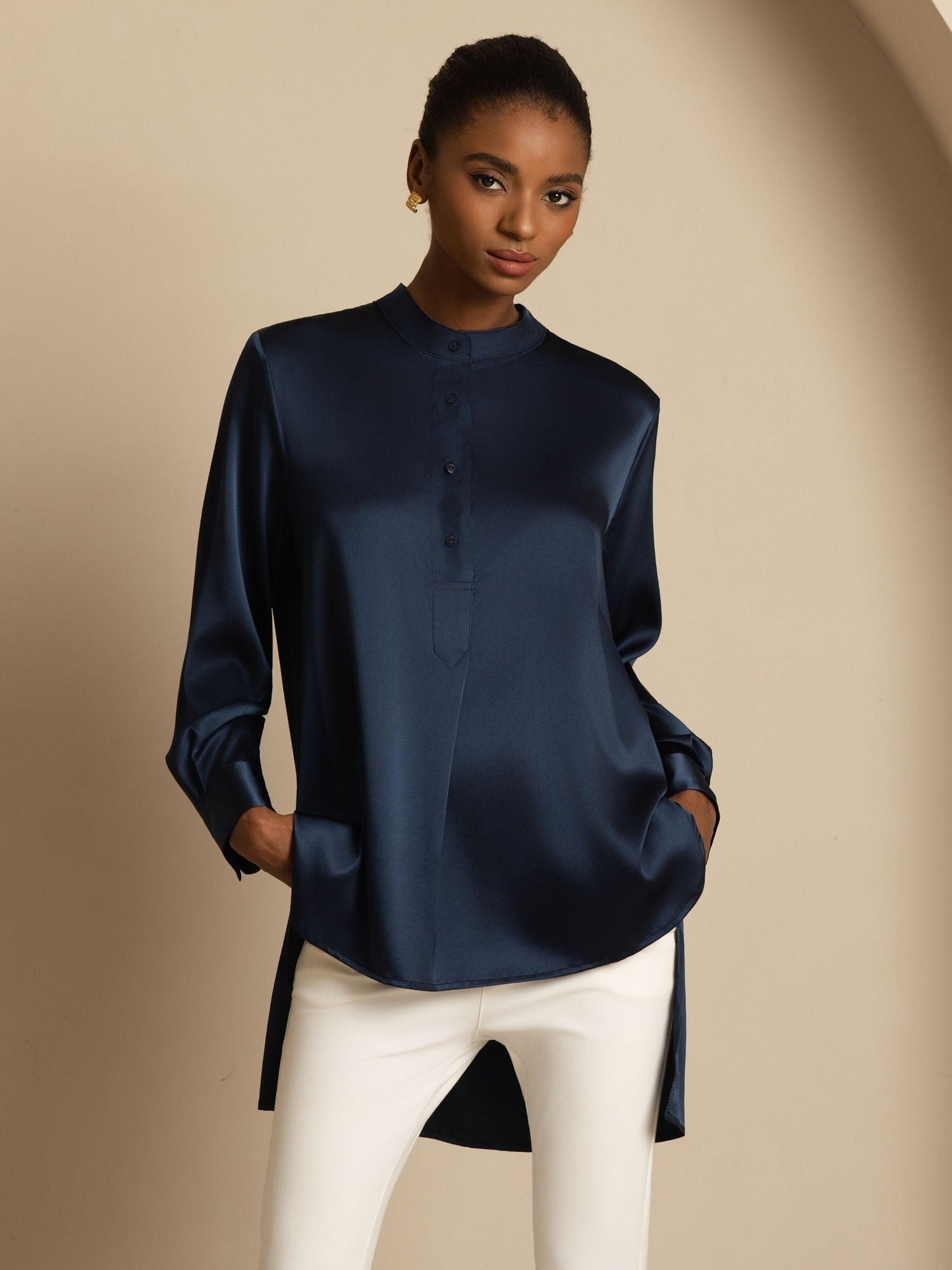 Rosstef 19Momme Silk Flex Stand Collar High-Low Bluse