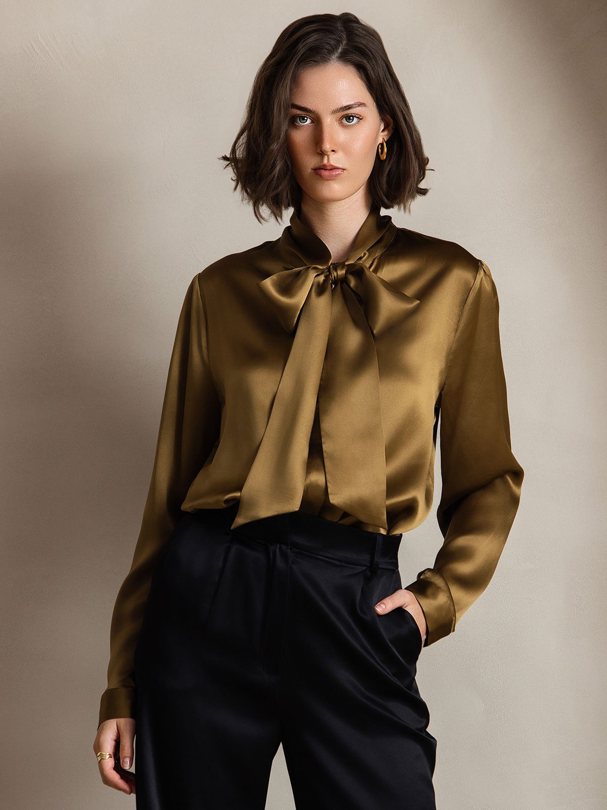 Rosstef 19Momme Silk Long Sleeve Tie Neck Blouse