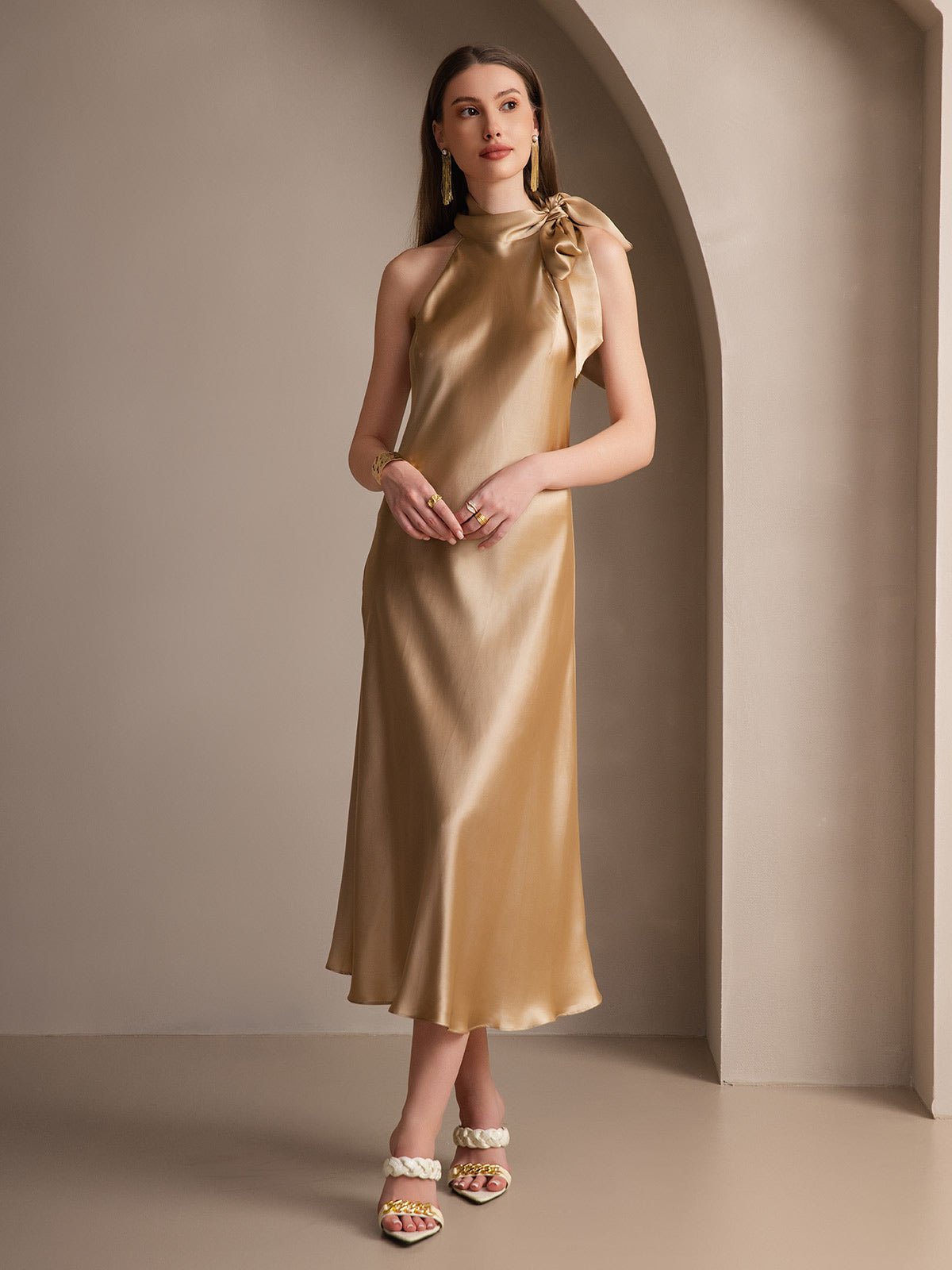 Rosstef 19Momme Silk Sleeveless Tie Neck Midi Dress