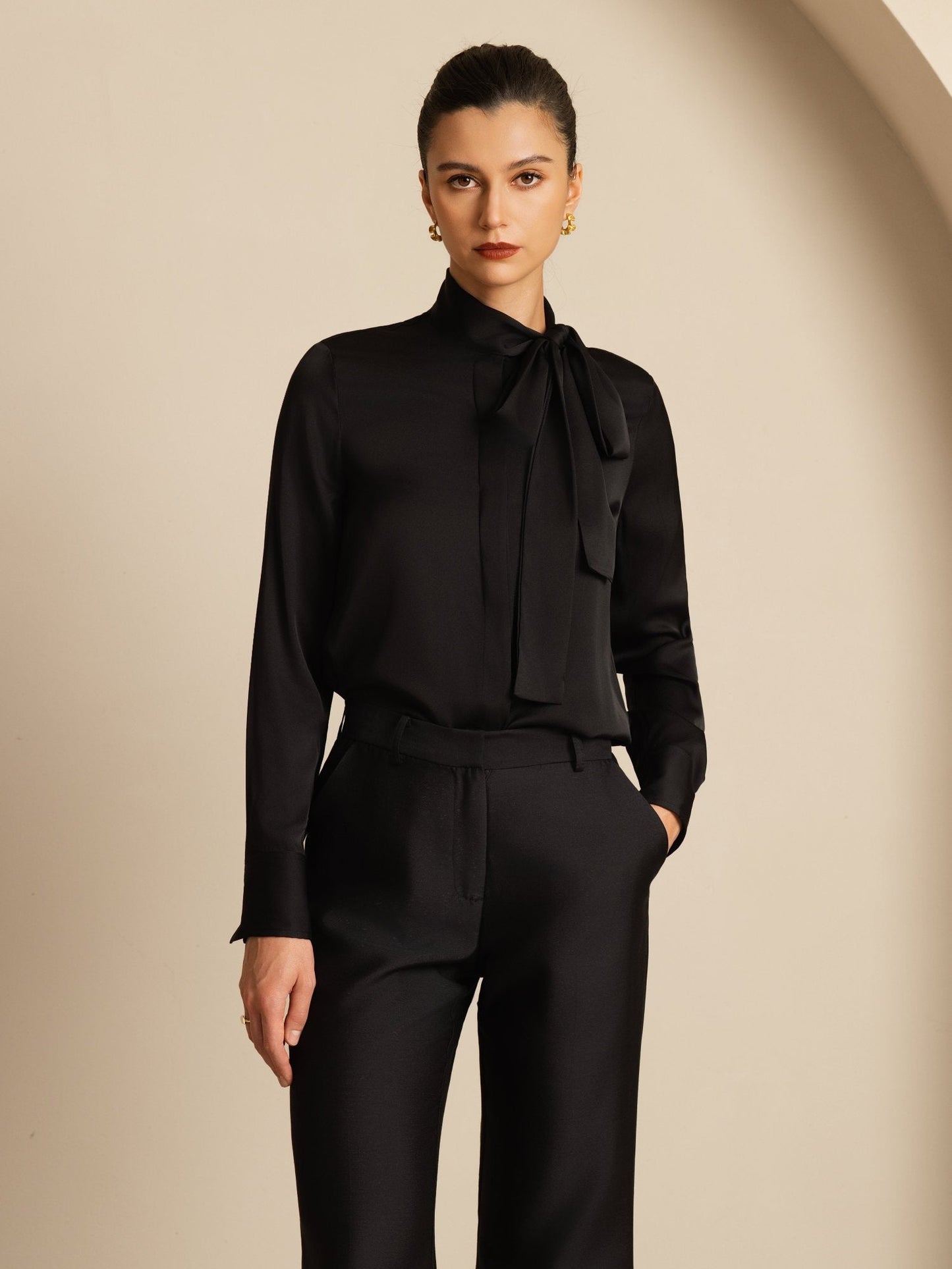 Rosstef 19Momme Silk Tie Neck Long Sleeve Blouse