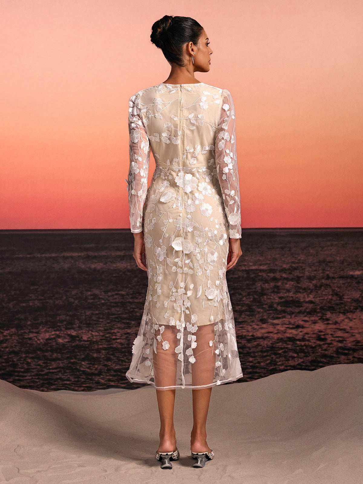 Rosstef Embroidered Flower Midi Dress