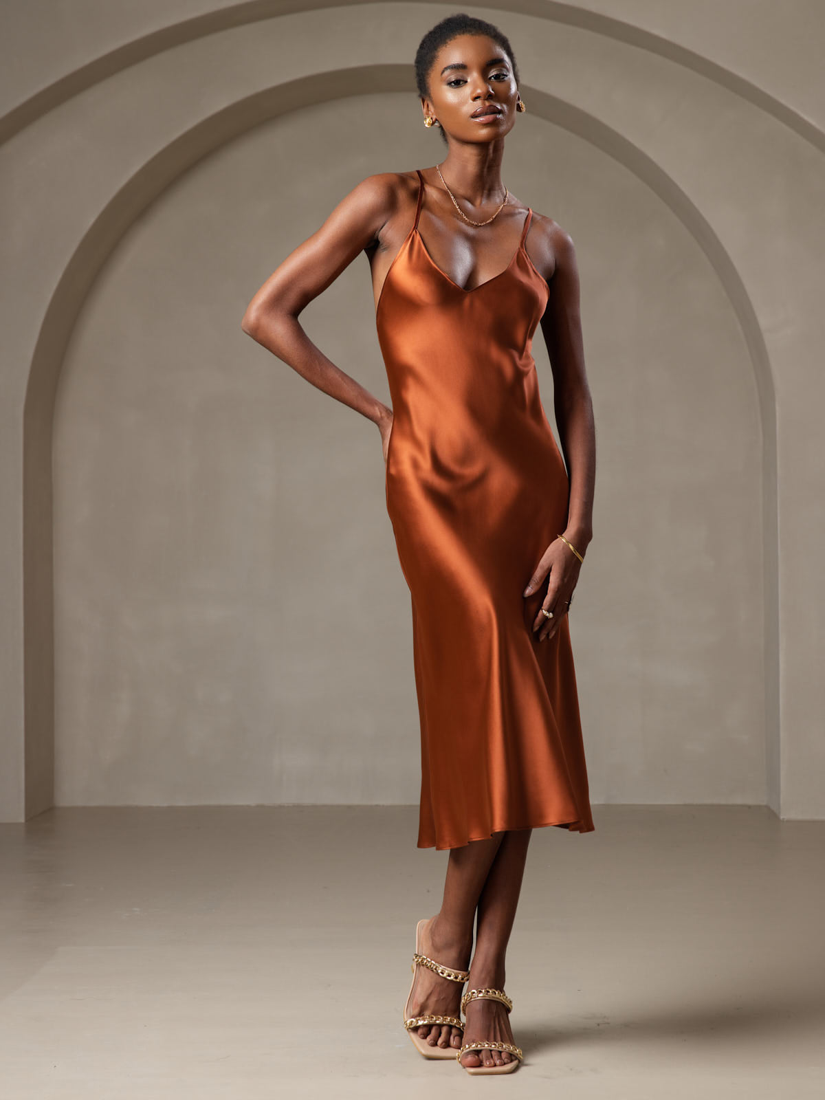 Rosstef Mulberry Silk Spaghetti Strap V Neck Midi Dress