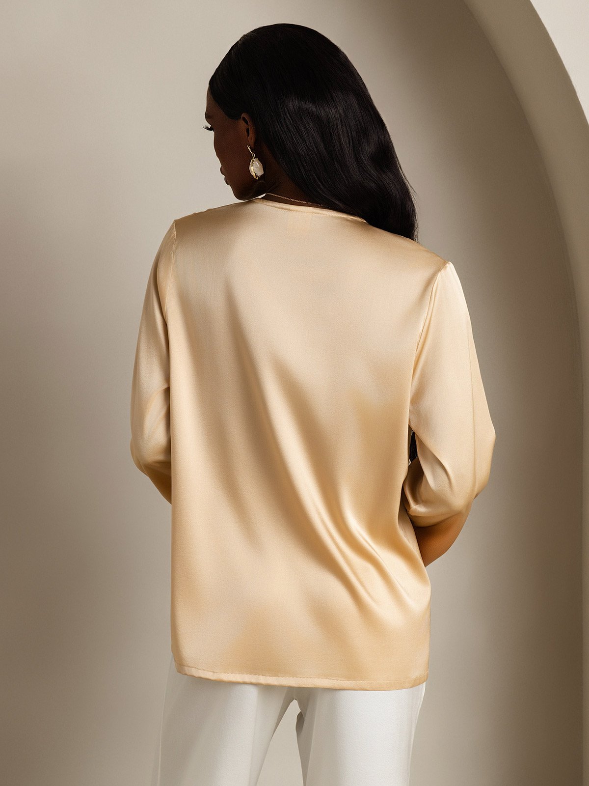 Rosstef 19Momme Silk Long Sleeve V-Neck Blouse