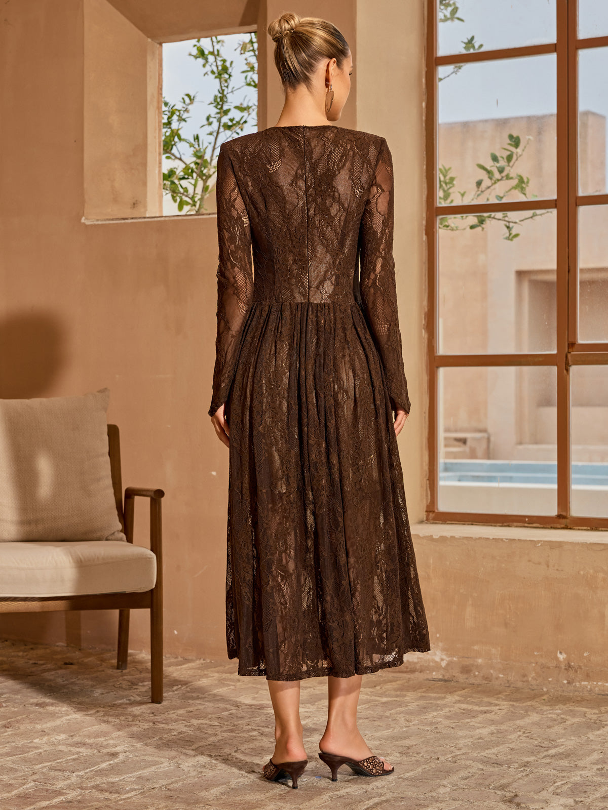 Rosstef Cherida V Neck Lace Midi Dress
