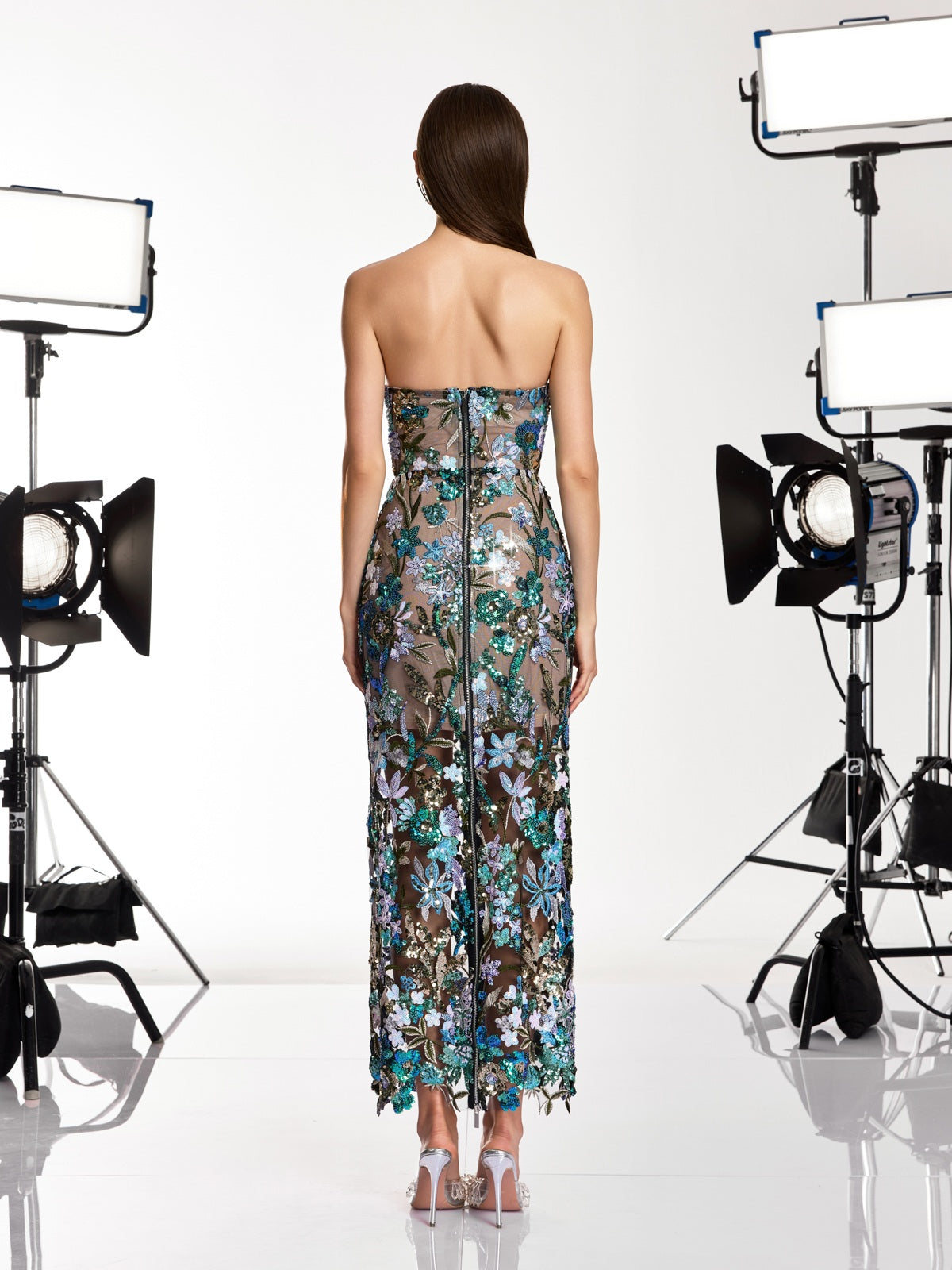 Rosstef Desta Flower Embroidered Sequin Midi Dress