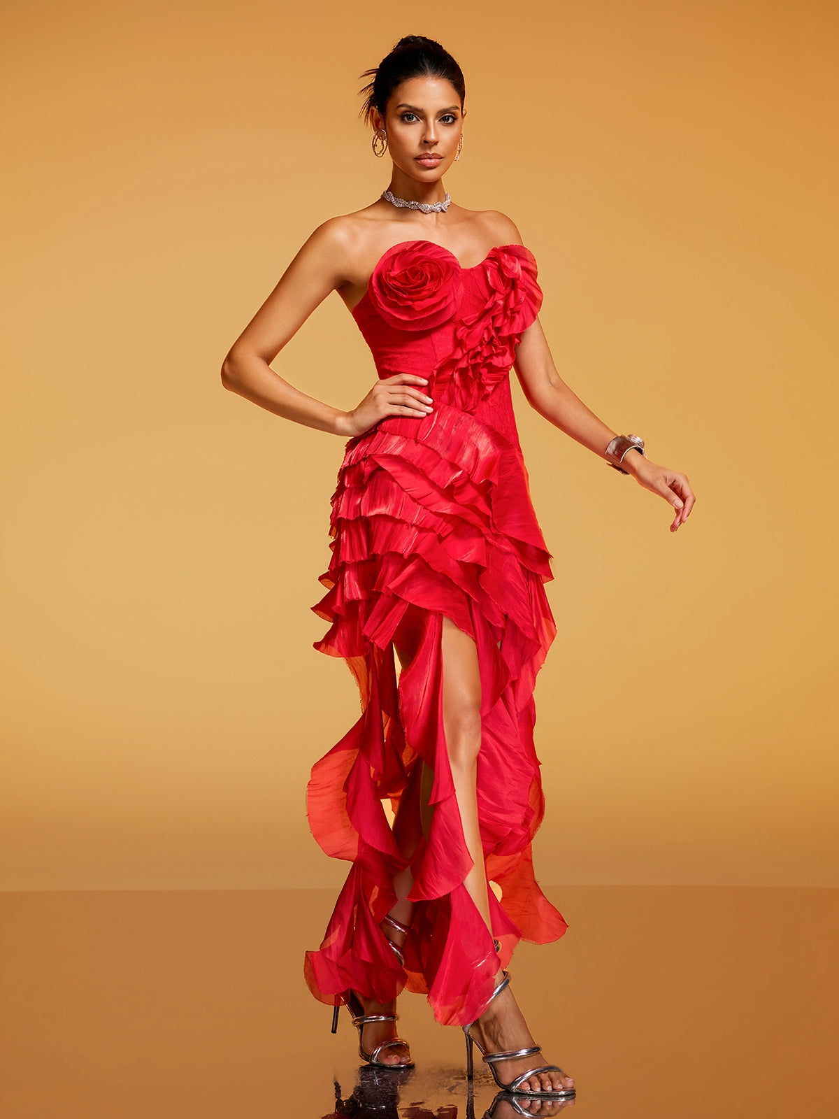 Rosstef Strapless Flower Ruffle Midi Dress