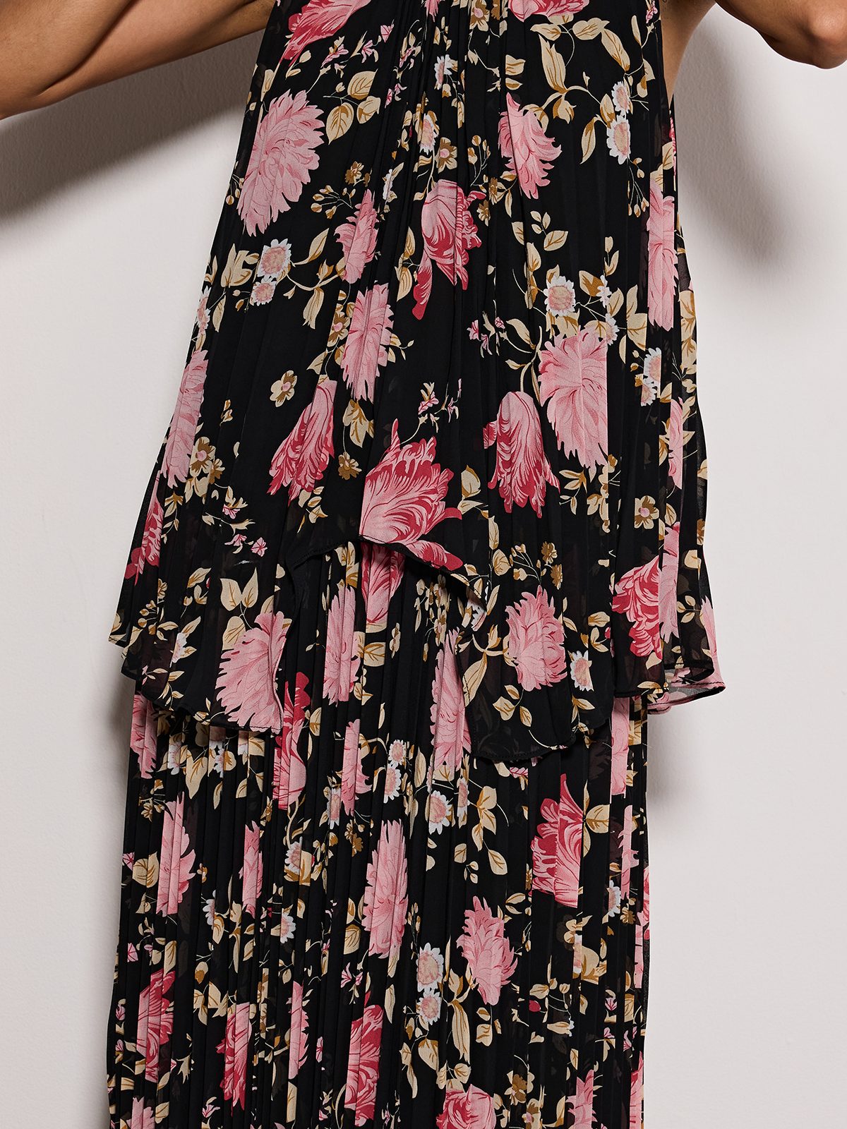 Erma Halterneck Floral Printed Maxi Dress