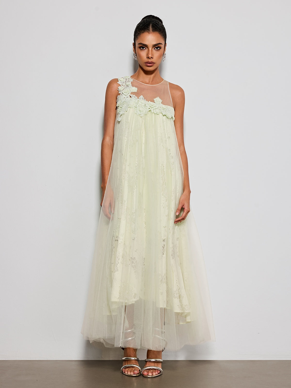 Esnavi Sleeveless Flower Mesh Maxi Dress