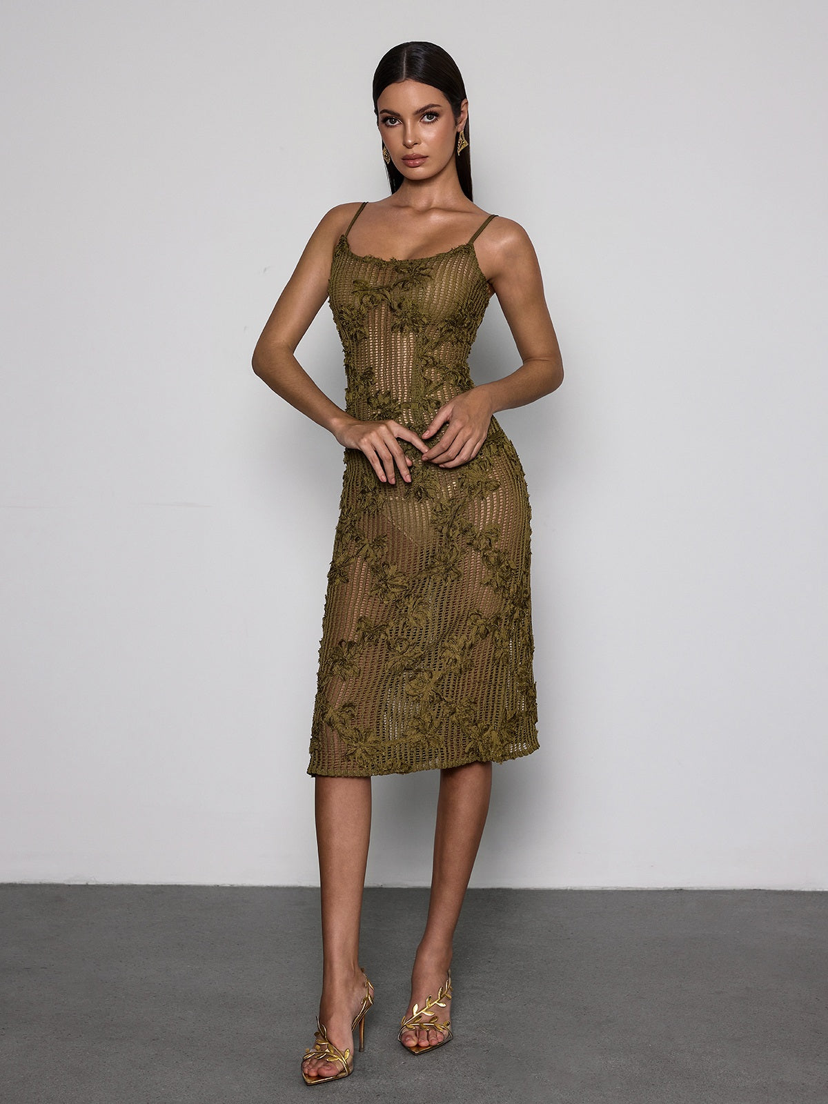Rosstef Spaghetti Flower Midi Dress - Moda ve Elegansı Birleştiren