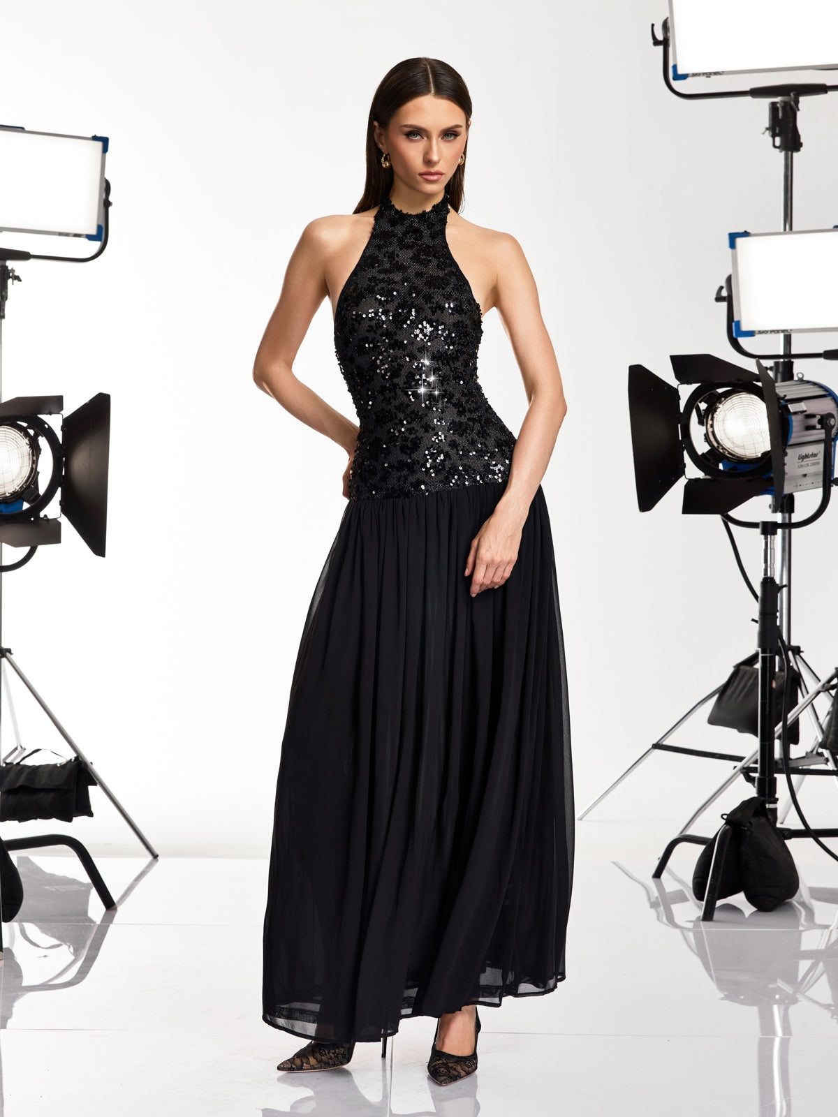 Keliro Sleeveless Sequin Maxi Dress