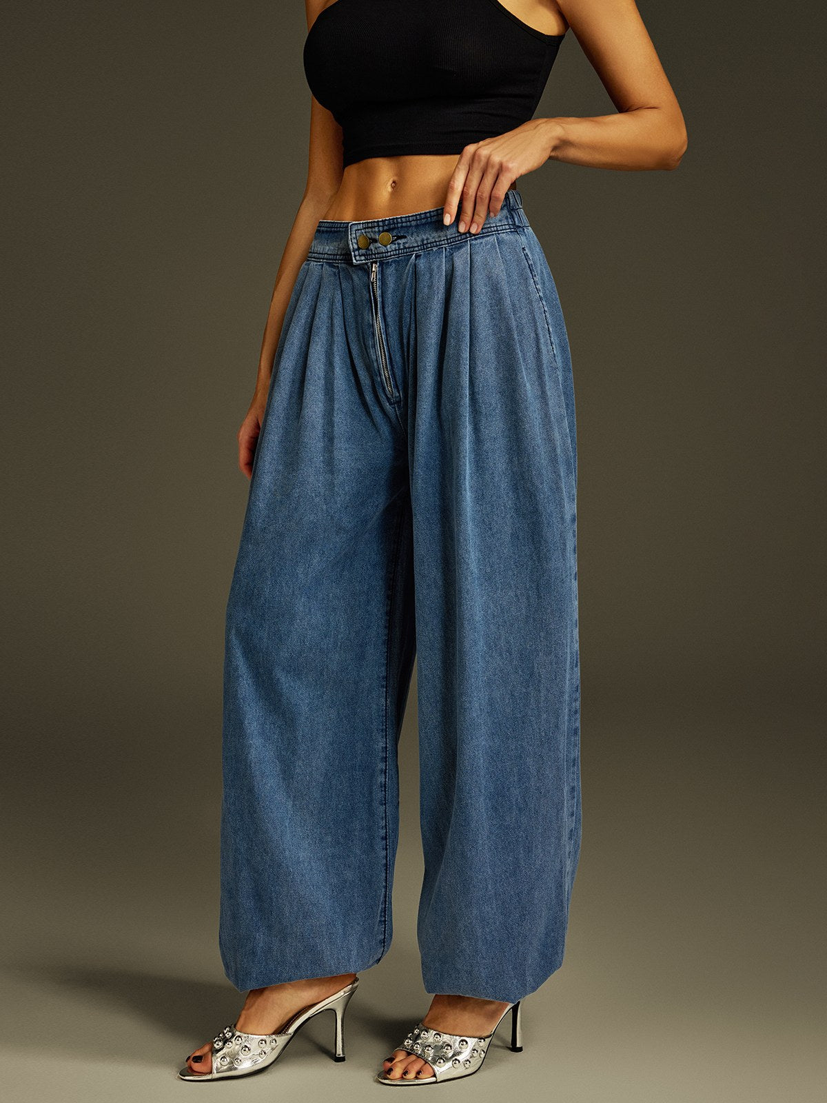 Lashunay Relaxed Tapered Jeans