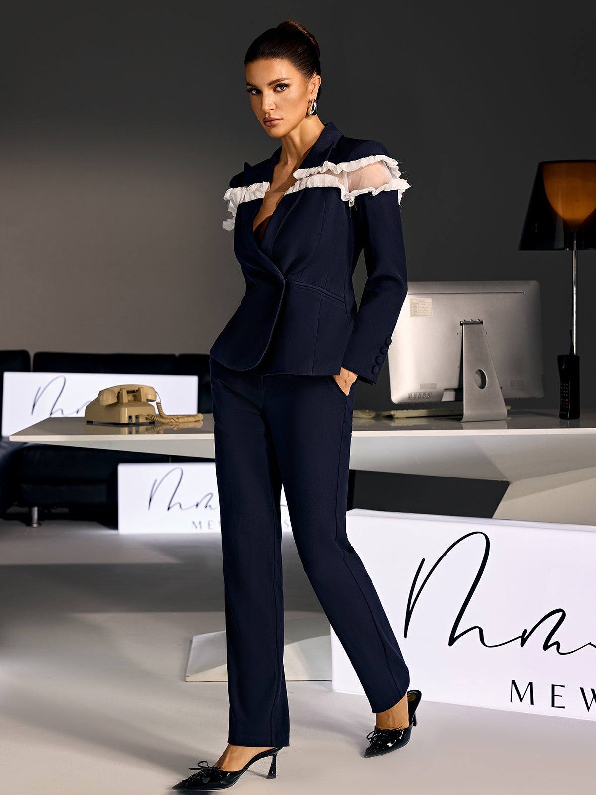 Lervion Mesh Blazer Pants Set
