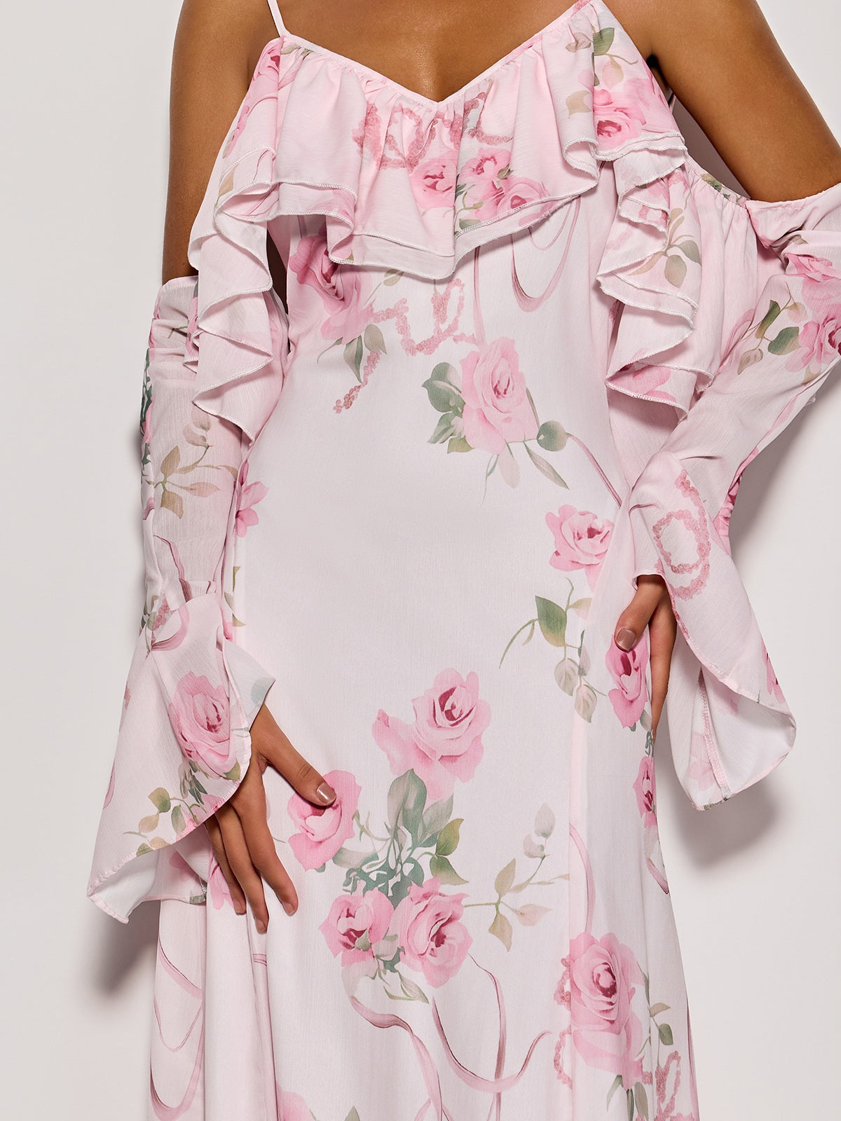Nostel Spaghetti Floral Maxi Dress