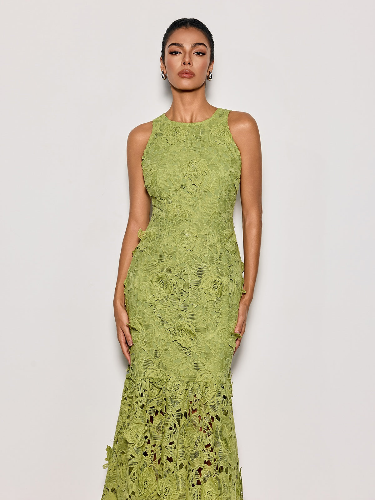 Savrel Sleeveless Cutout Flower Maxi Dress