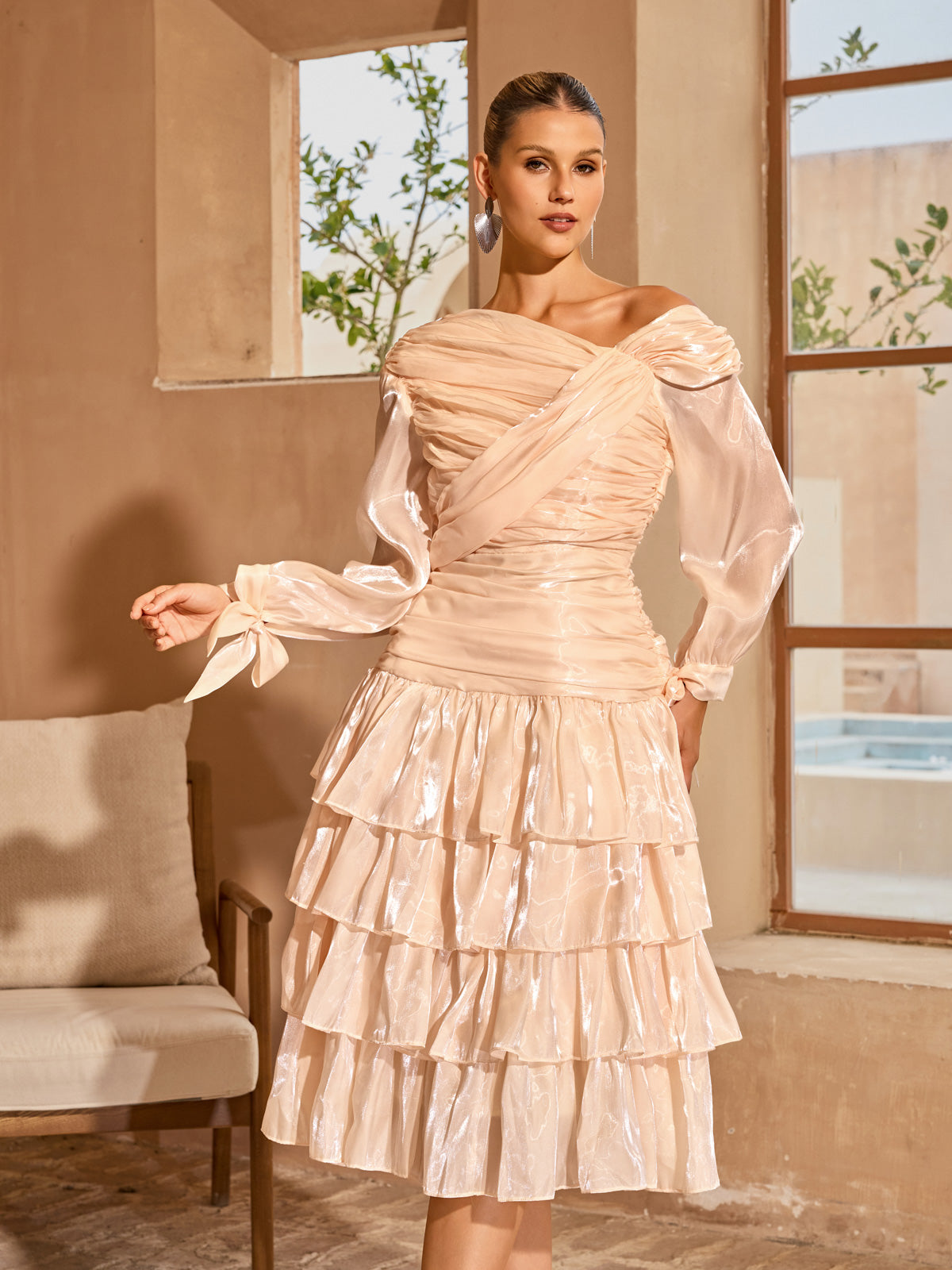Rosstef Ruched Tiered Midi Dress - Elegance ve Modernite Birleştiren