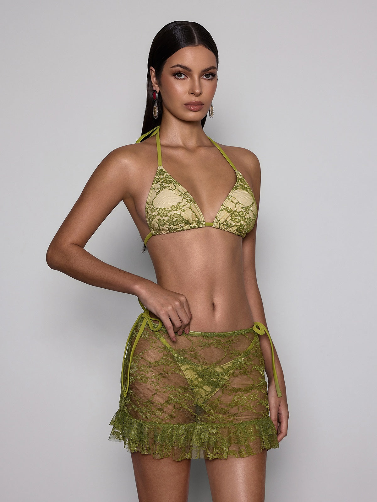 Voryxin Lace Ruffle Three Piece Set