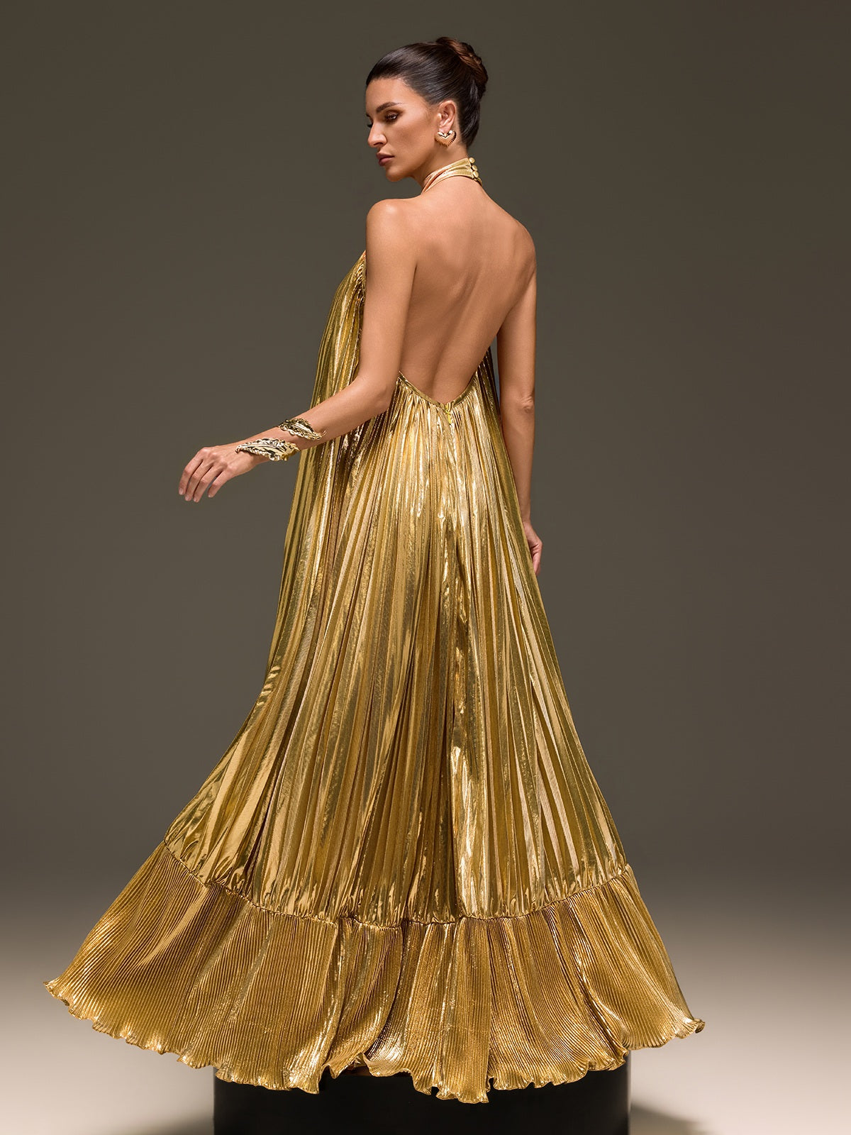 Wylith Plunge Neck Pleated Metallic Maxi Dress In Gold