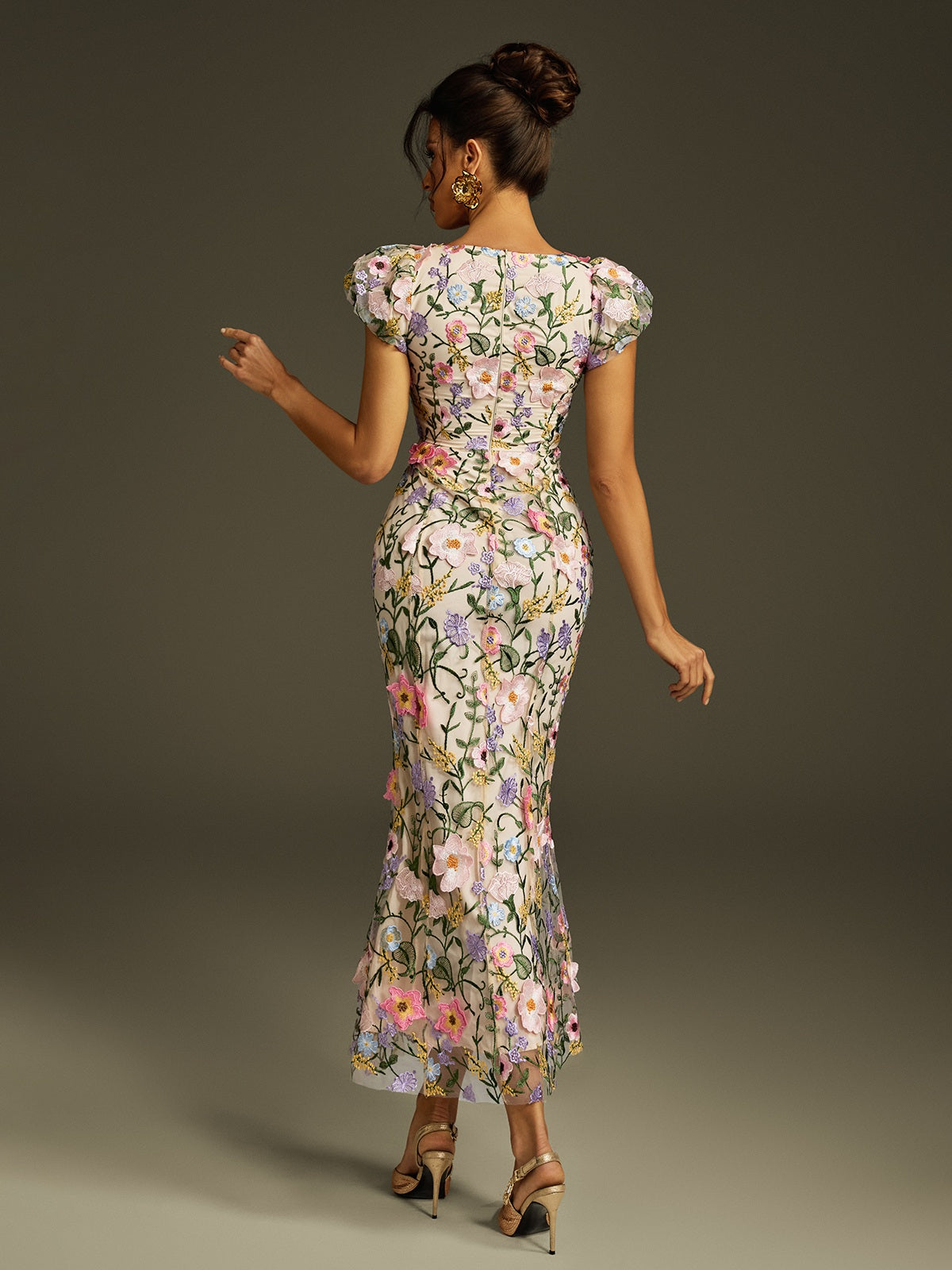 Rosstef Embroidered Flower Midi Dress