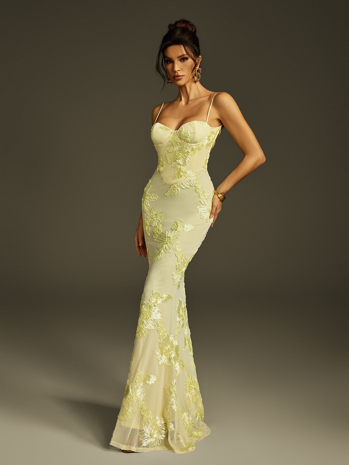 Rosstef Zryne Spaghetti Embroidered Flower Maxi Dress
