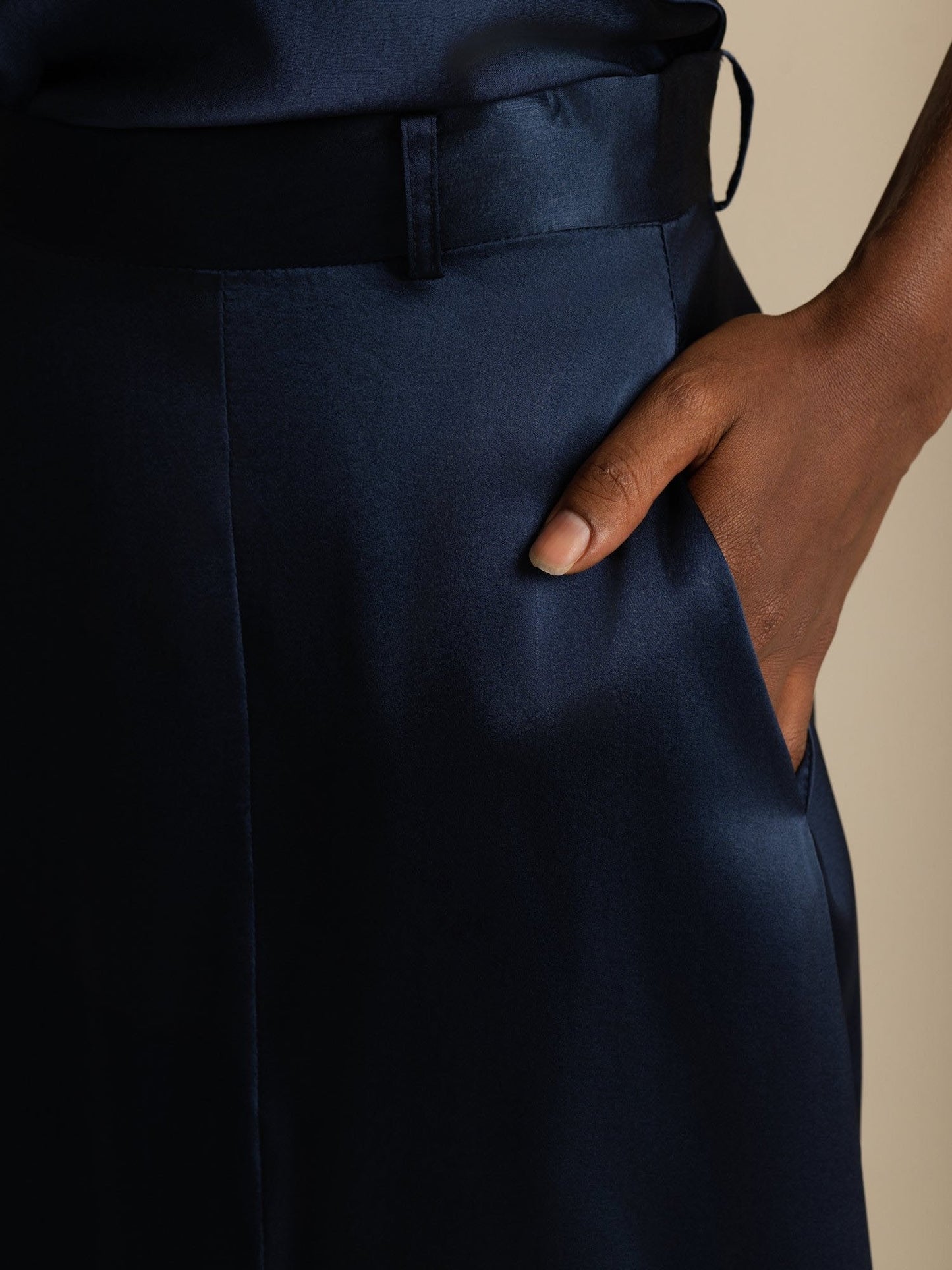 Rosstef Silk A-Line Midi Skirt with Pockets