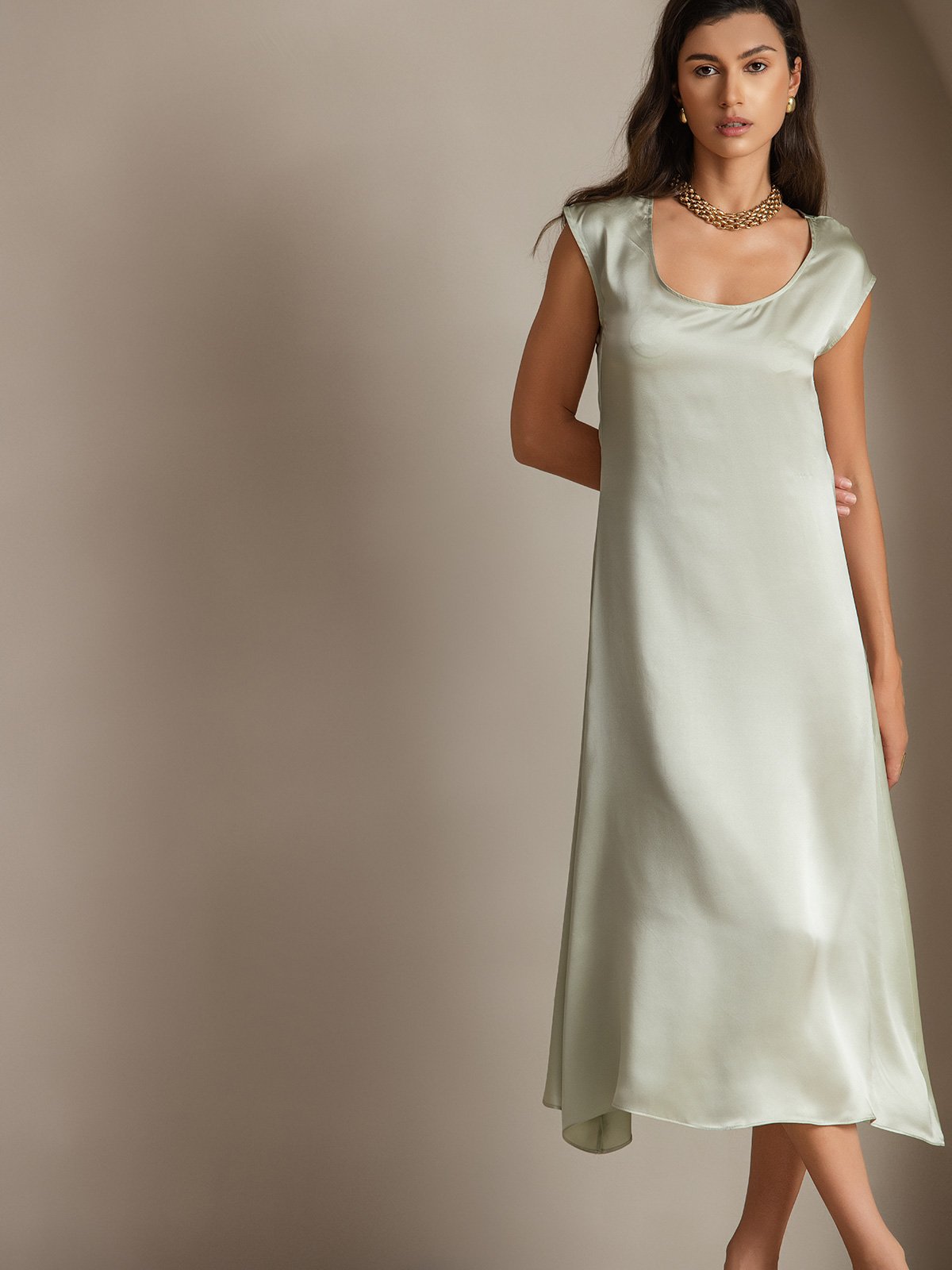 Rosstef 19Momme Silk Cap Sleeve Round Neck Midi Dress