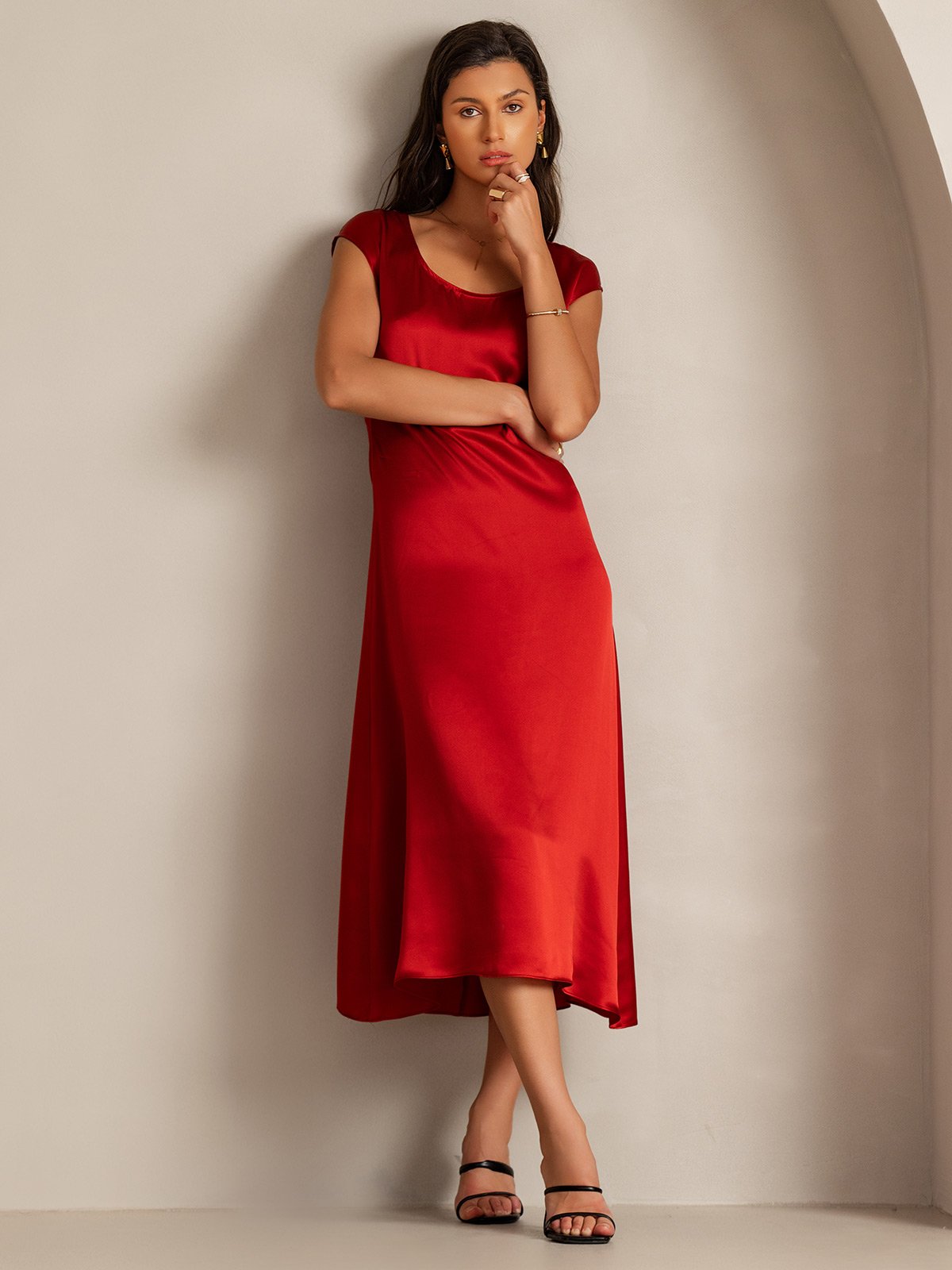 Rosstef 19Momme Silk Cap Sleeve Round Neck Midi Dress