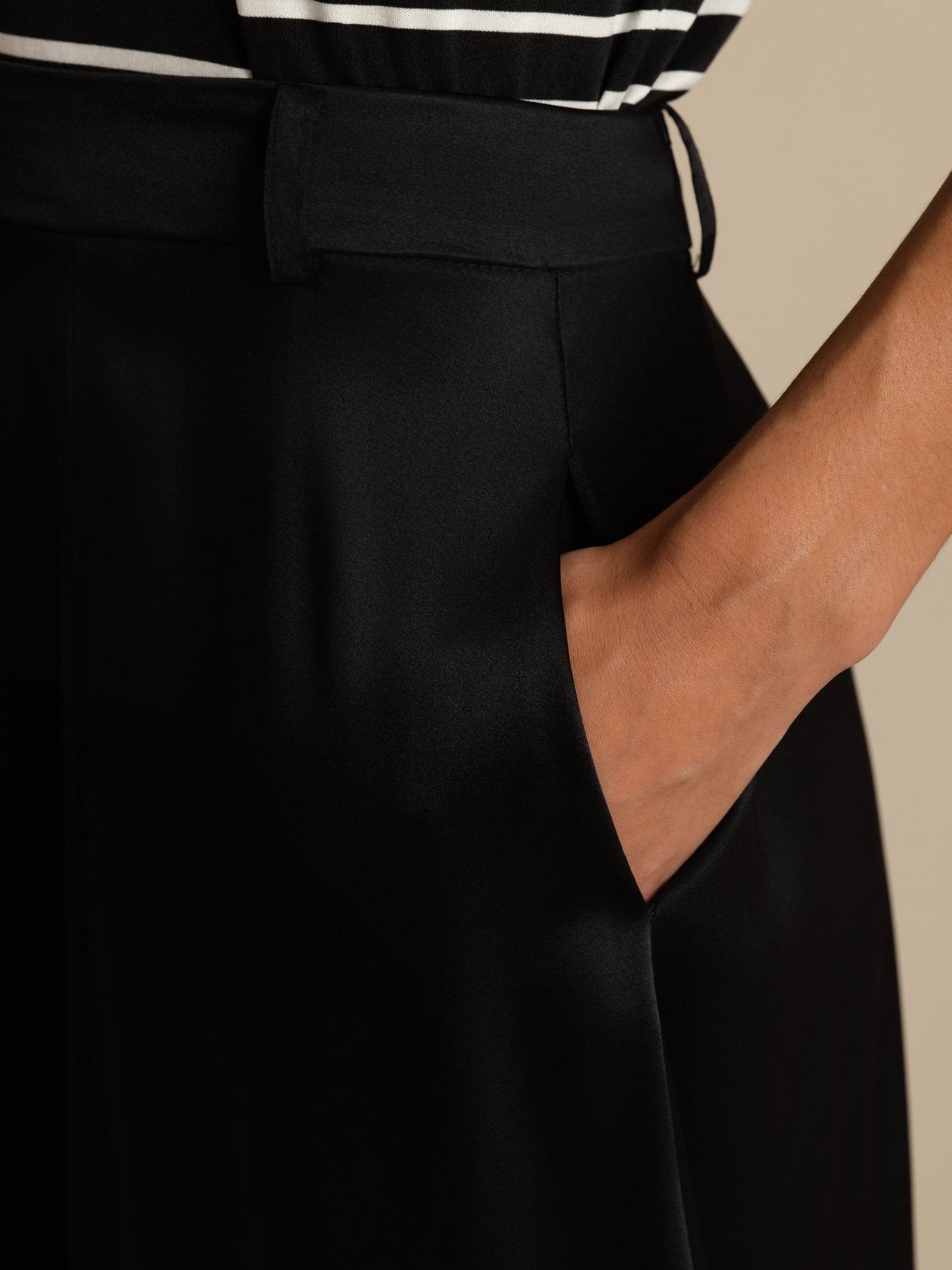 Rosstef Silk A-Line Midi Skirt with Pockets