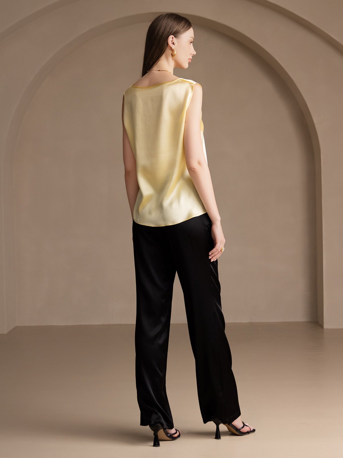 Rosstef 19Momme Silk Sleeveless Round Neck Women's Tank Top