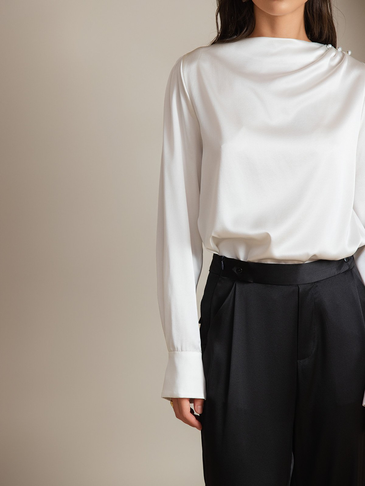 Rosstef 19Momme Silk Long Sleeve Boat Neck Blouse