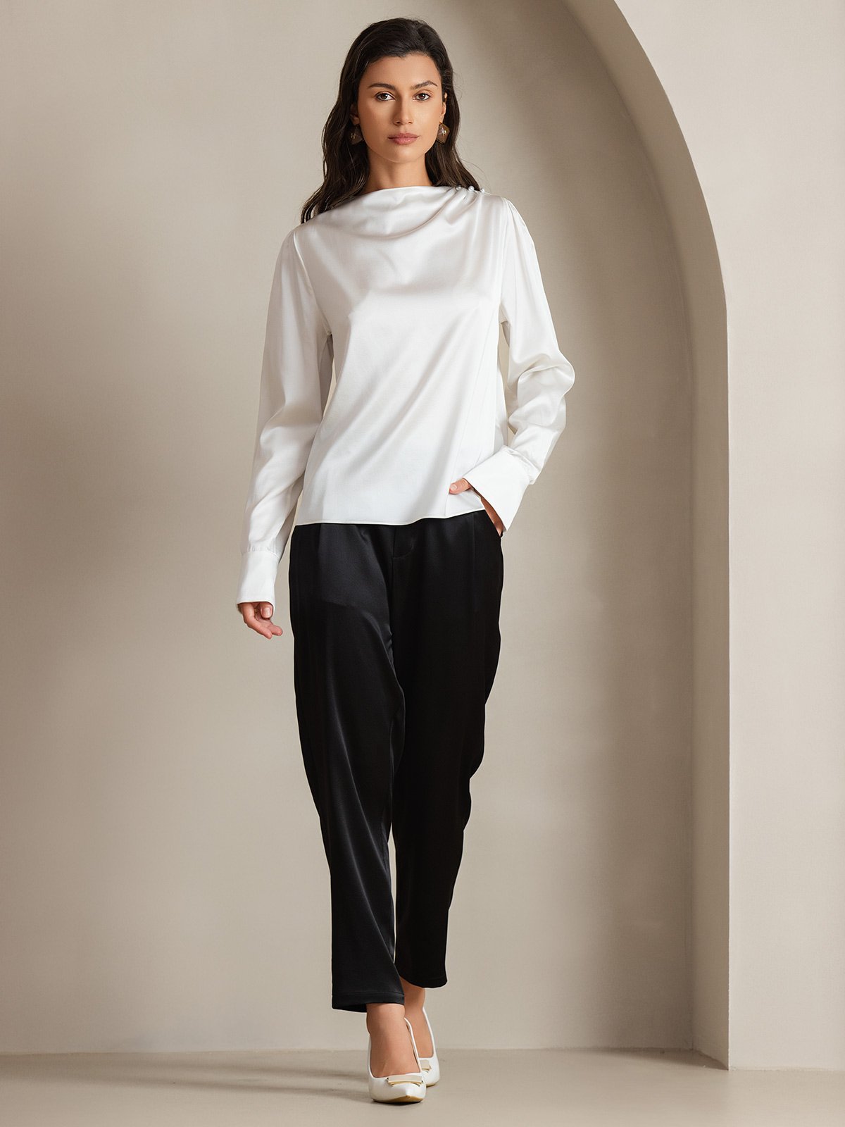 Rosstef 19Momme Silk Long Sleeve Boat Neck Blouse