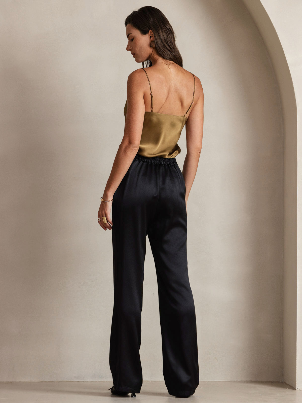 Rosstef 100% Mulberry Silk Spaghetti Strap V Neck Camisole Top